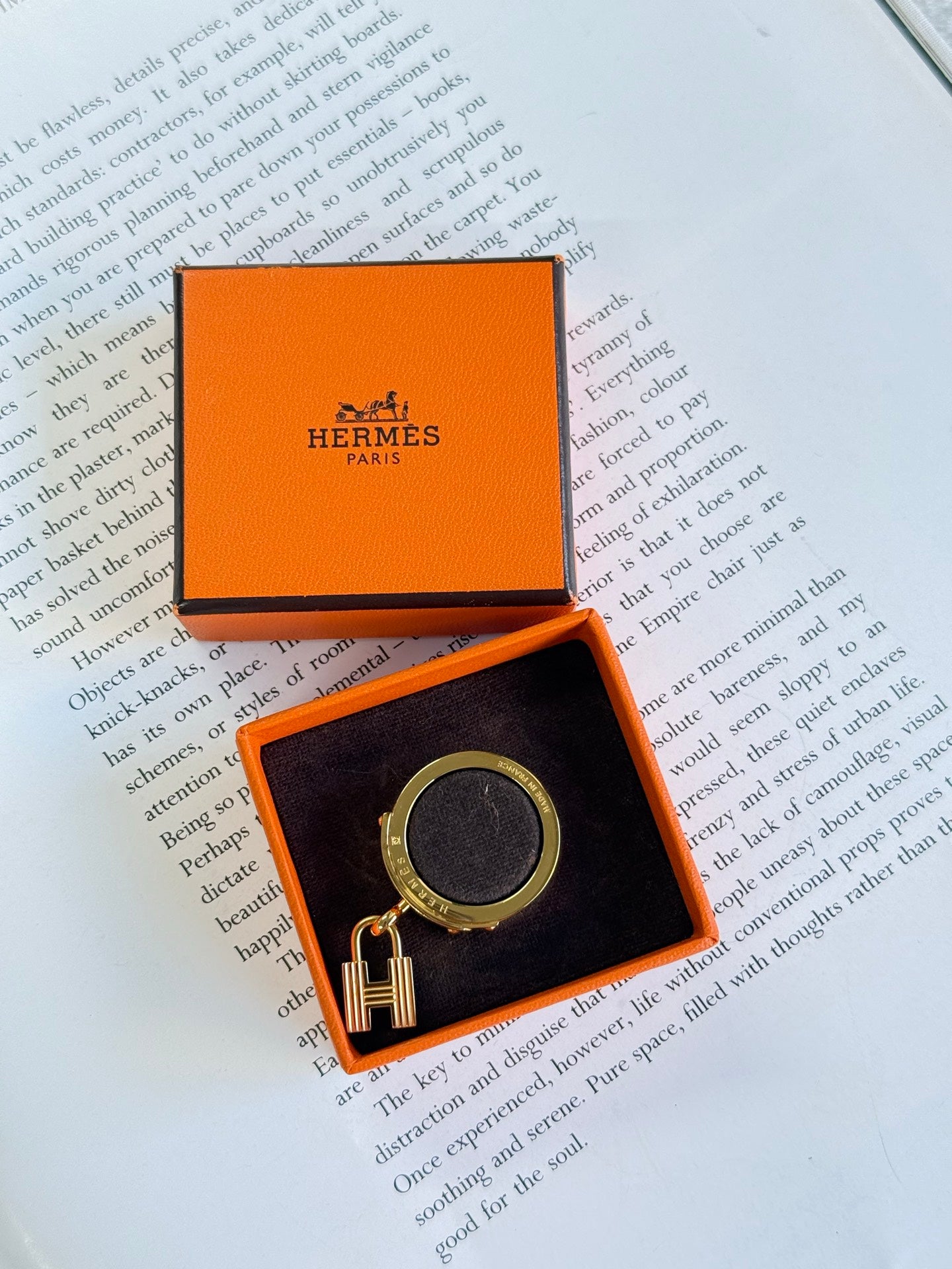 HERMES Scarf Ring with Box