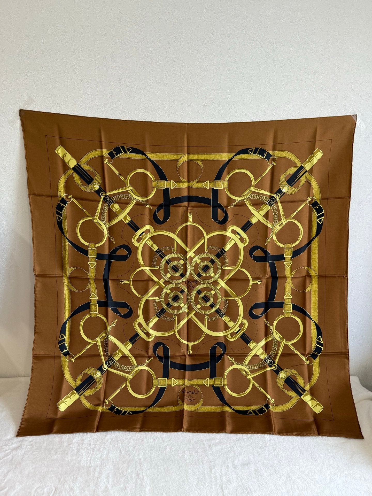 HERMES Eperon d'Or Silk Scarf 90cm