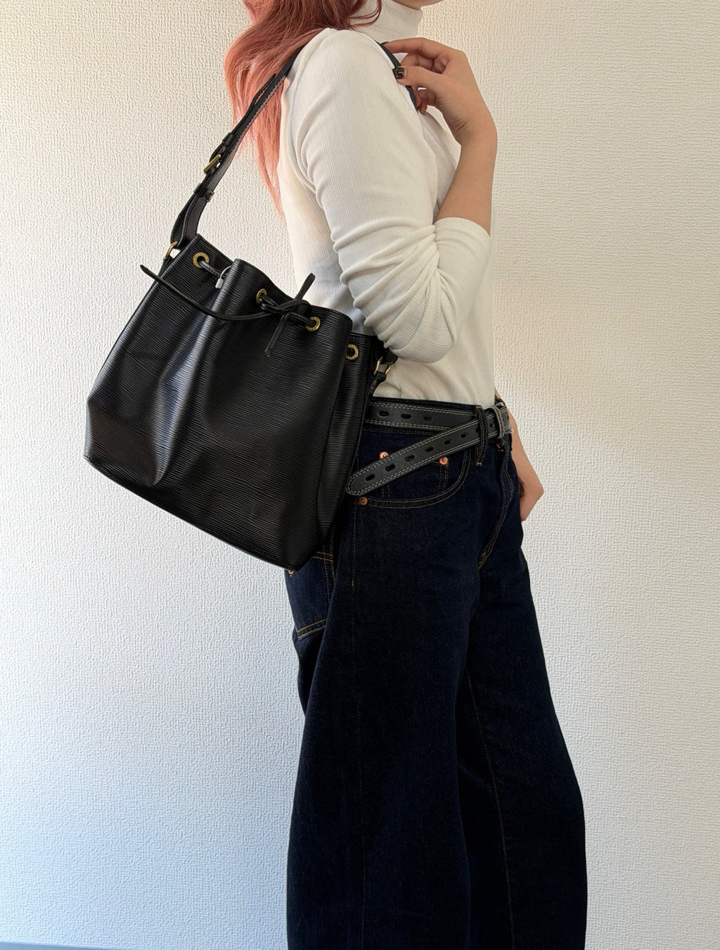 LOUIS VUITTON Epi Noé Bucket Shoulderbag