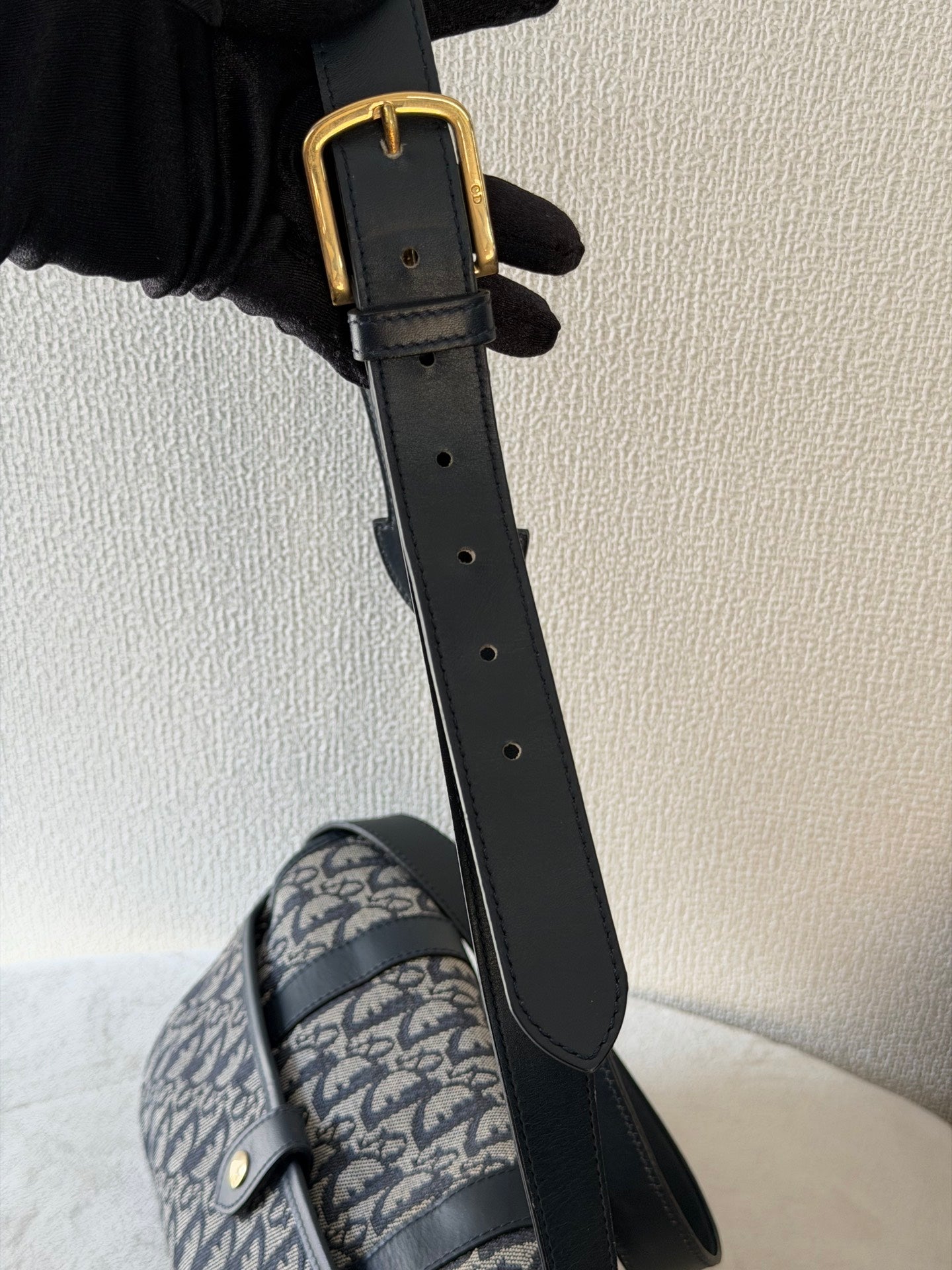 CHRISTIAN DIOR D'Oblique Messenger Shoulderbag