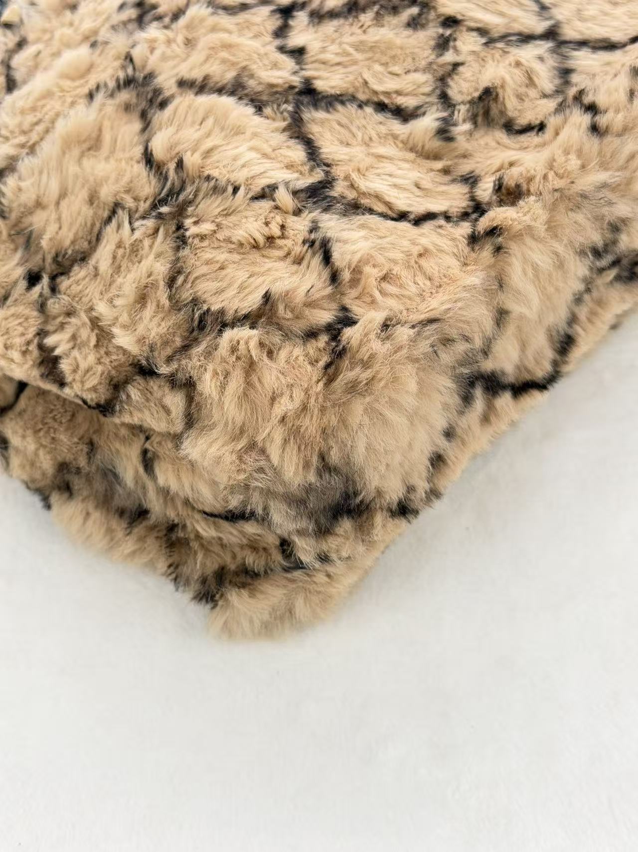 CHANEL Rabbit Fur Totebag