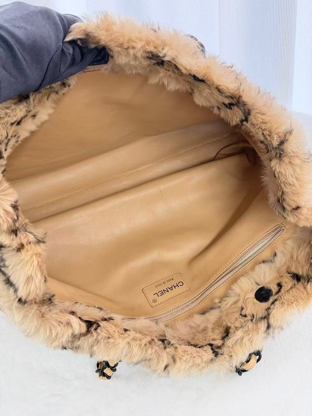 CHANEL Rabbit Fur Totebag