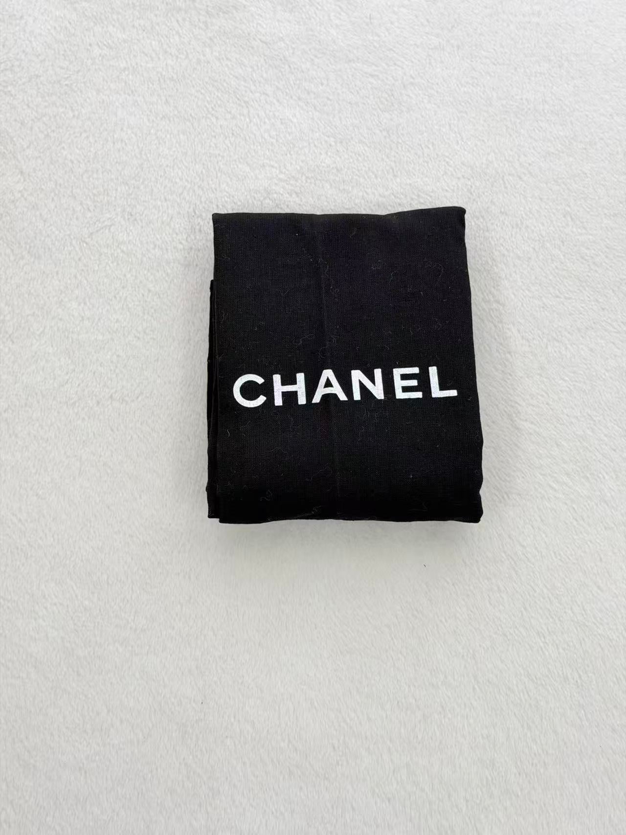 CHANEL Cavier Tote chainbag