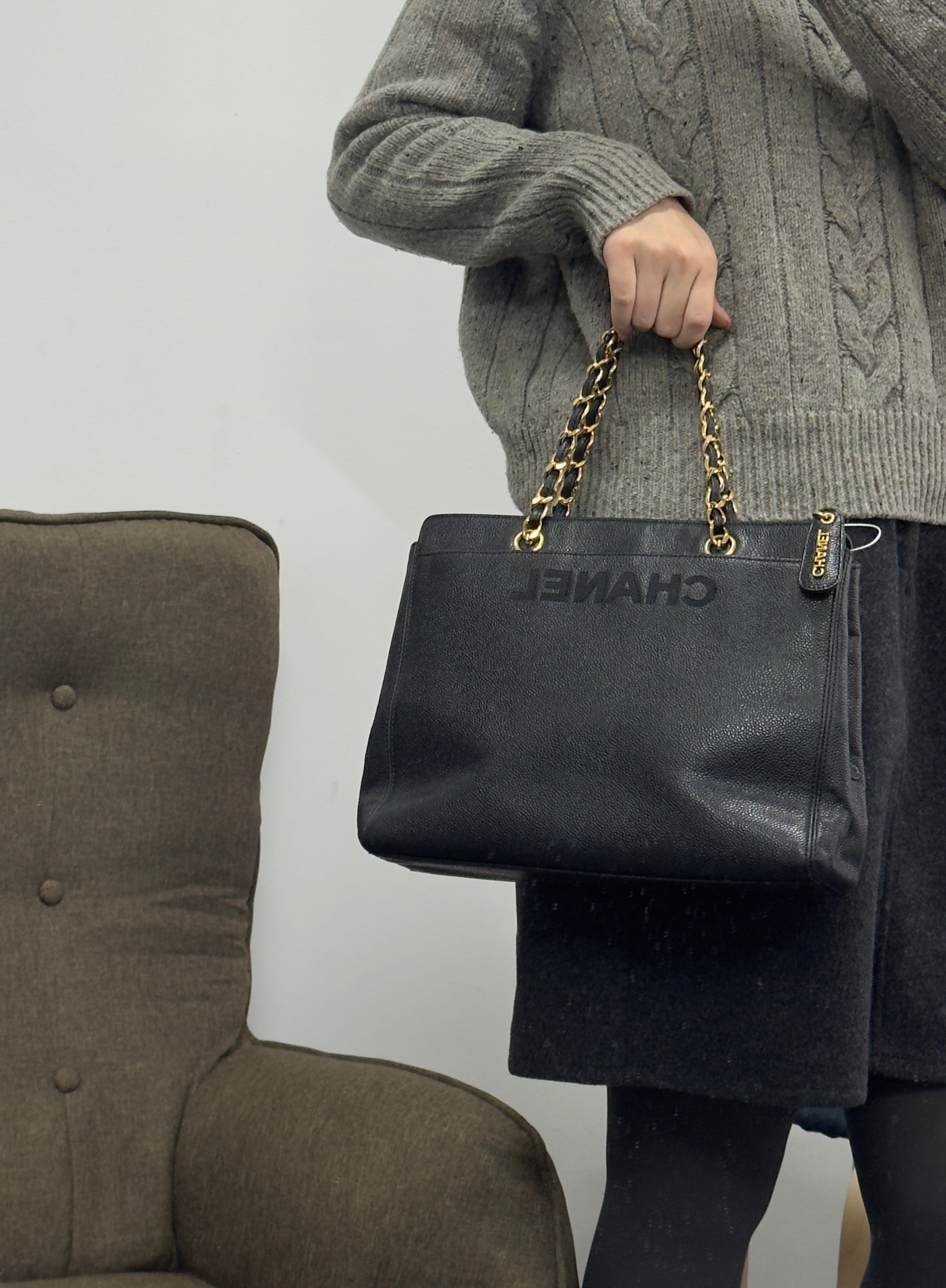 CHANEL Cavier Tote chainbag