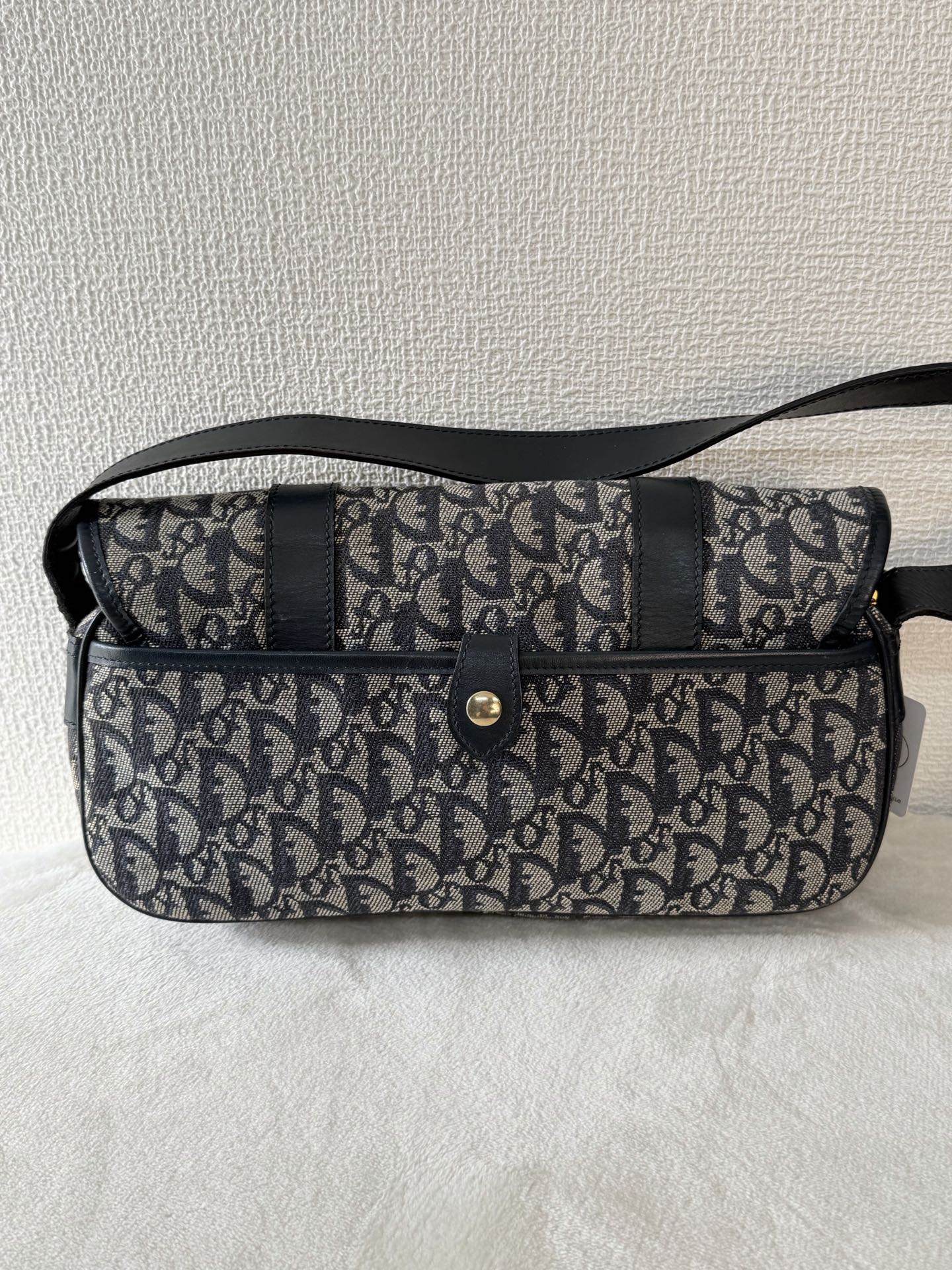 CHRISTIAN DIOR D'Oblique Messenger Shoulderbag