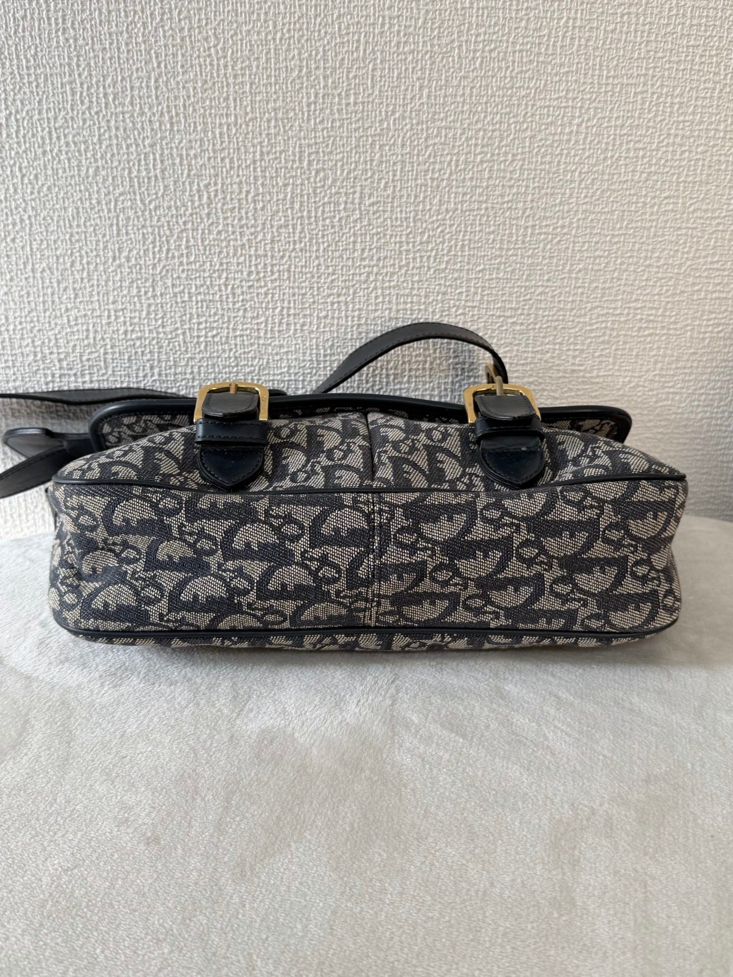 CHRISTIAN DIOR D'Oblique Messenger Shoulderbag