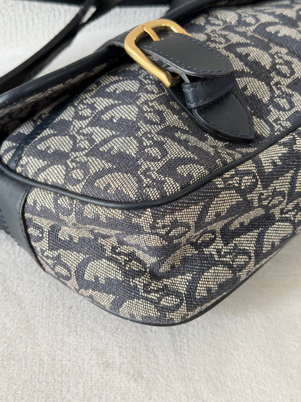 CHRISTIAN DIOR D'Oblique Messenger Shoulderbag