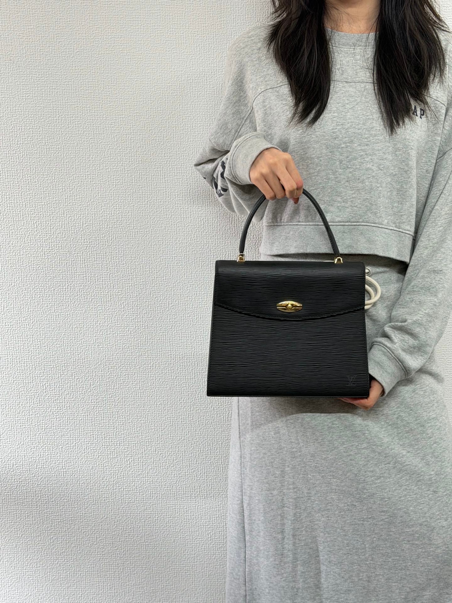 LOUIS VUITTON Epi Kelly Handbag