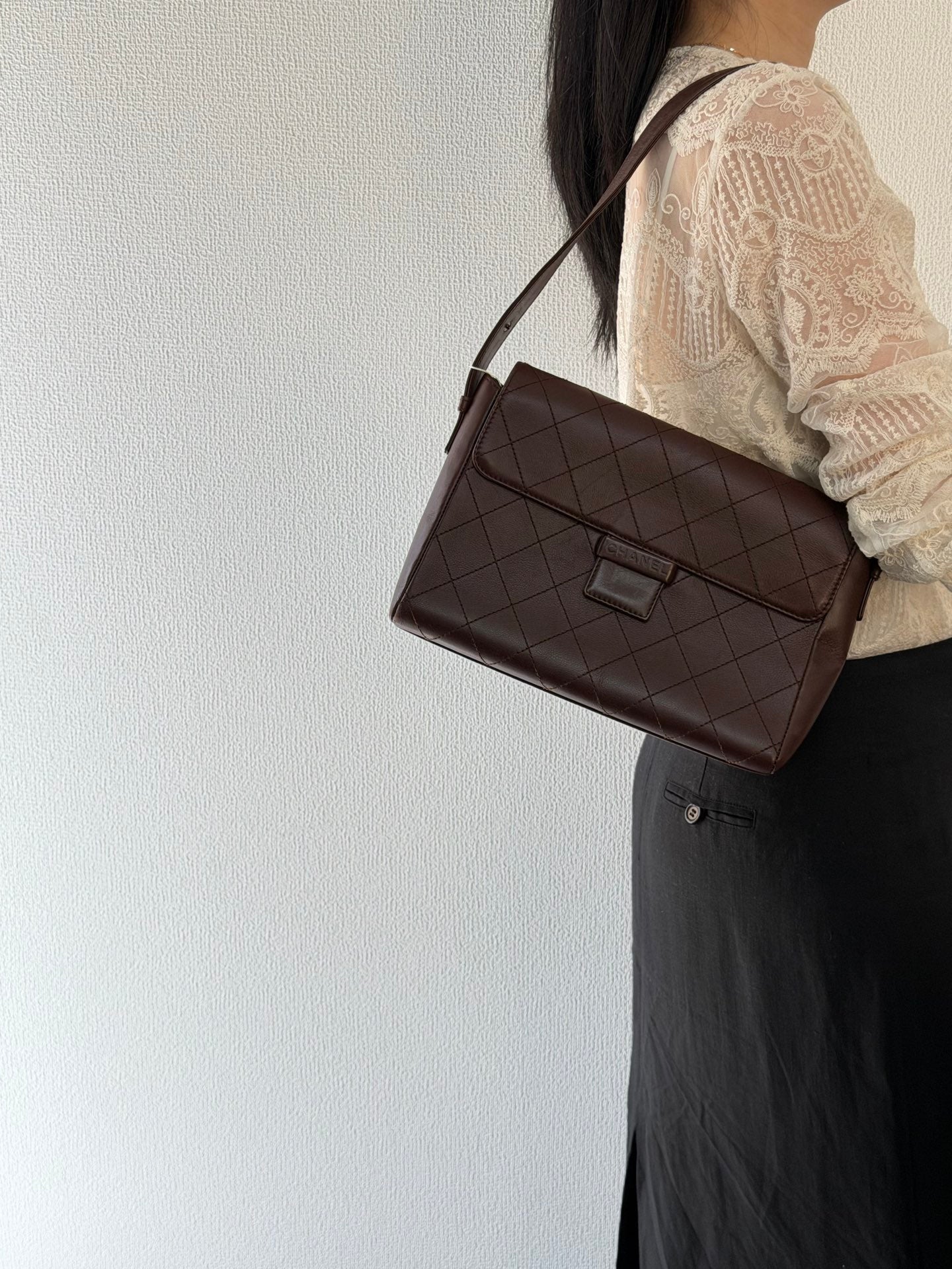 CHANEL Genuine Quilted Handbag
