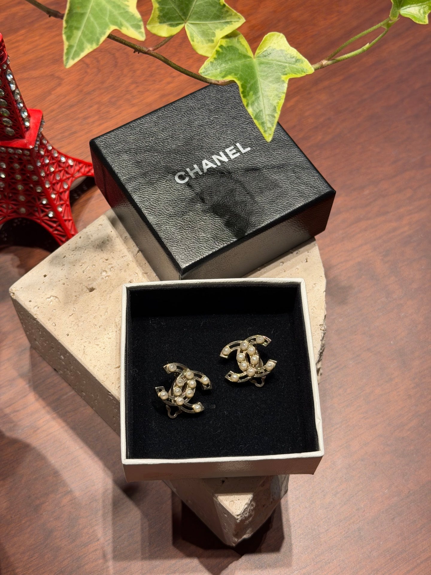 CHANEL Double-C Earring Clips