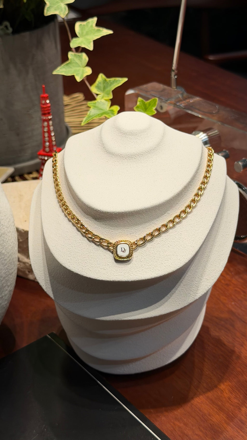 CHRISTIAN DIOR Vintage  Necklace