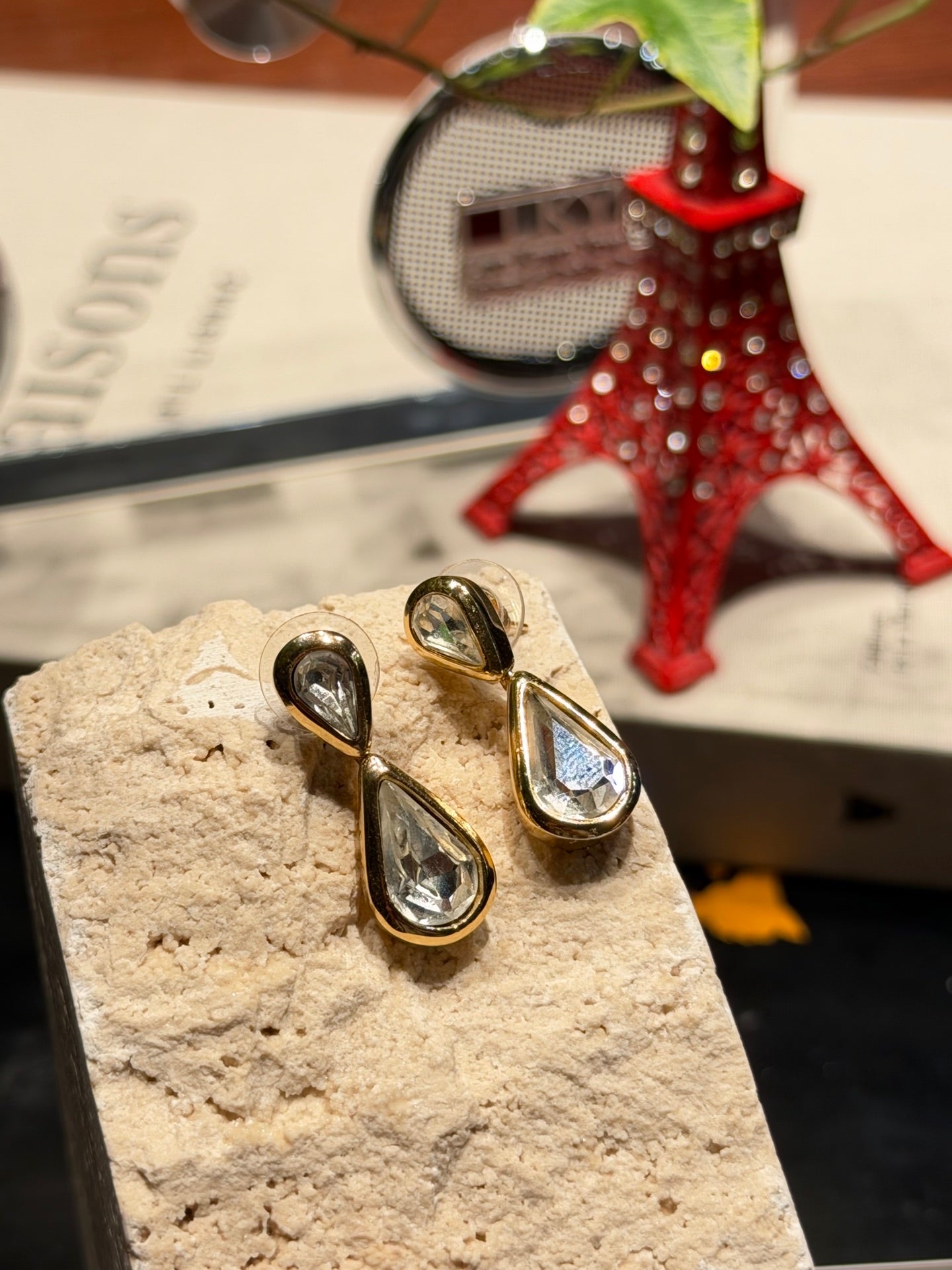 DIOR Vintage Raindrop-shaped Earring