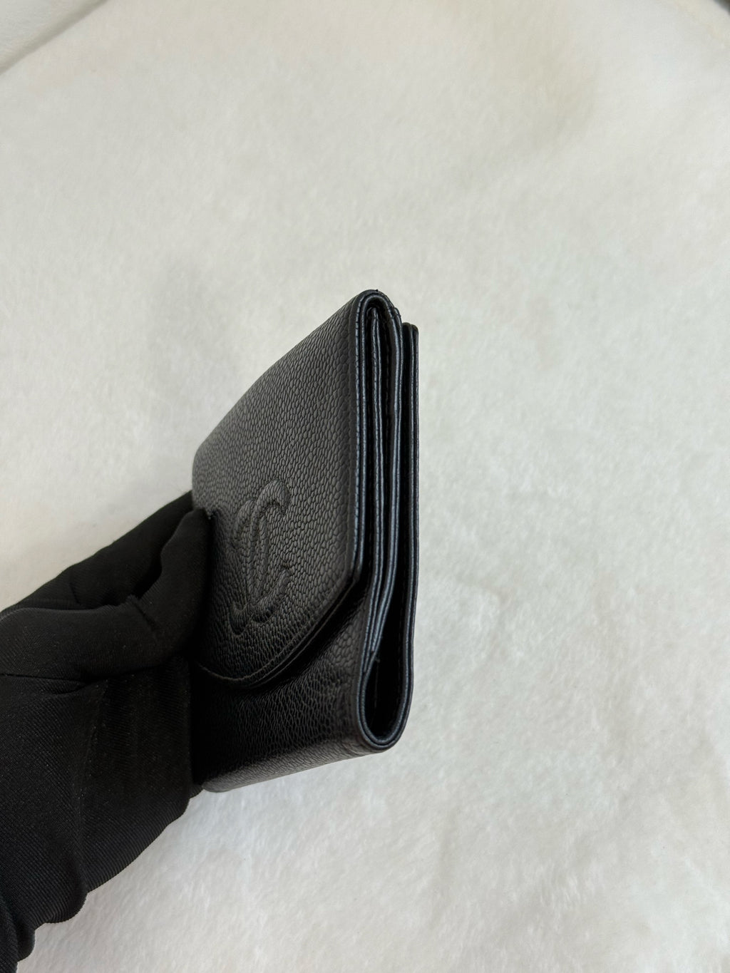 CHANEL Caviar Wallet