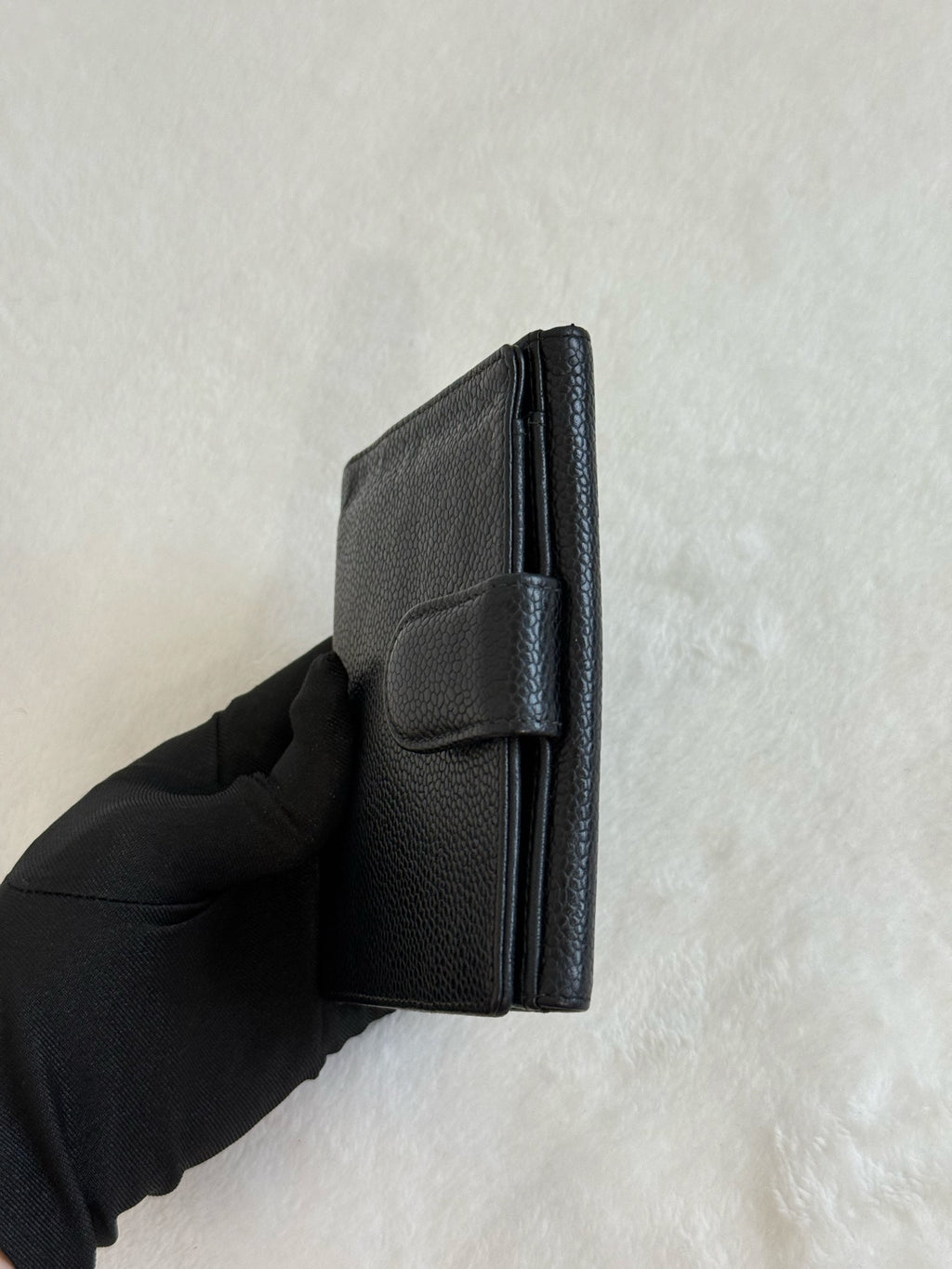 CHANEL Caviar Wallet