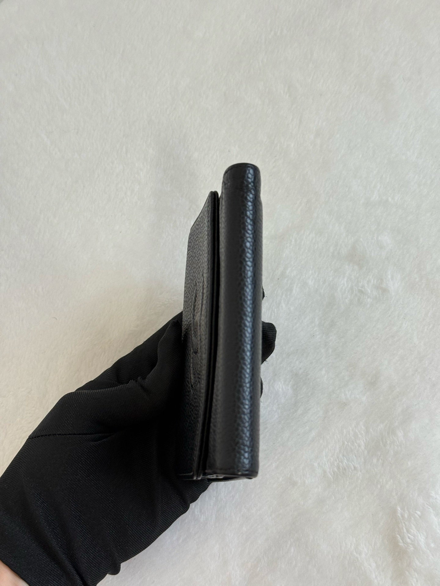 CHANEL Caviar Wallet