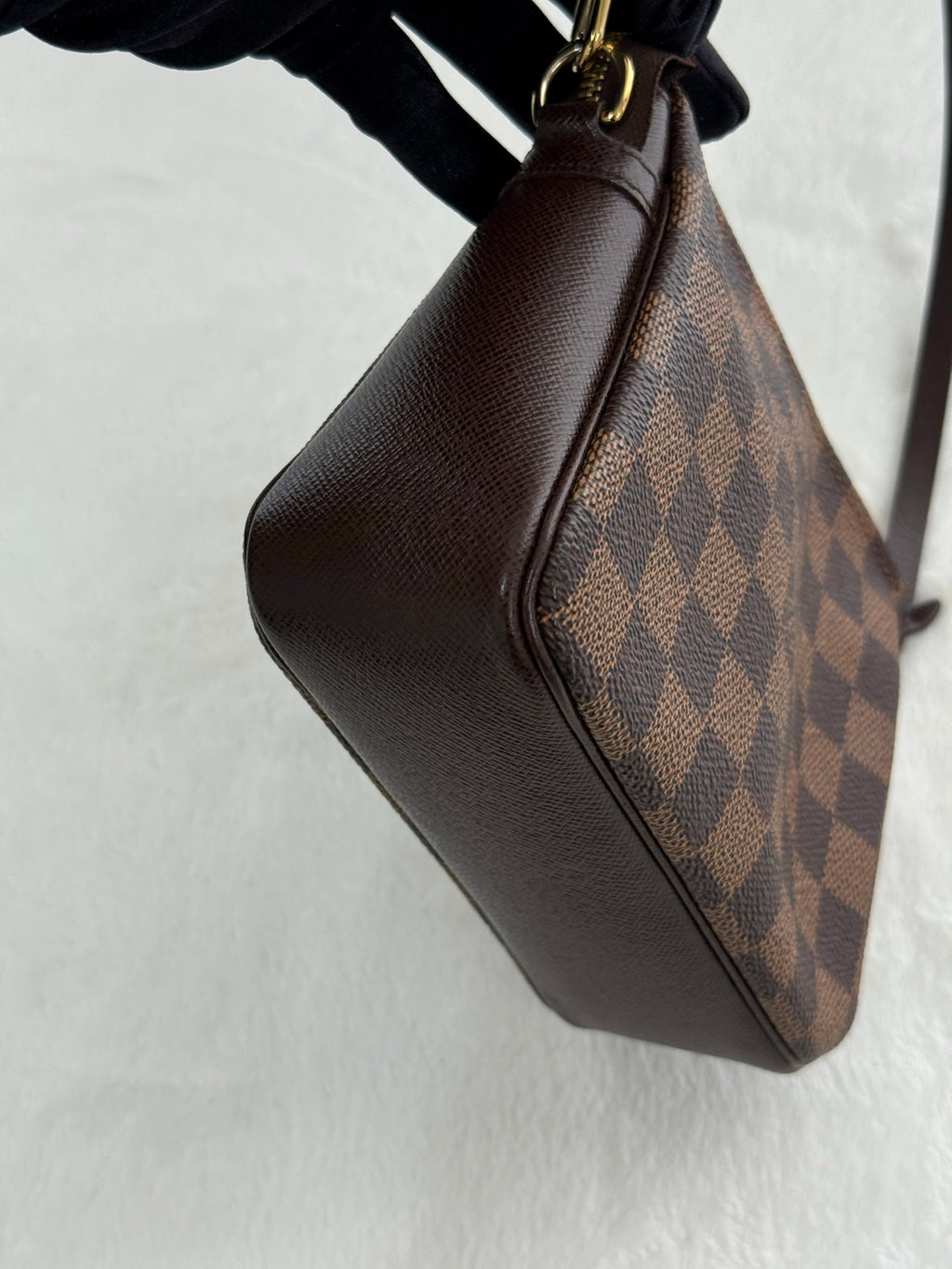 LOUIS VUITTON  Damier Shoulder bag