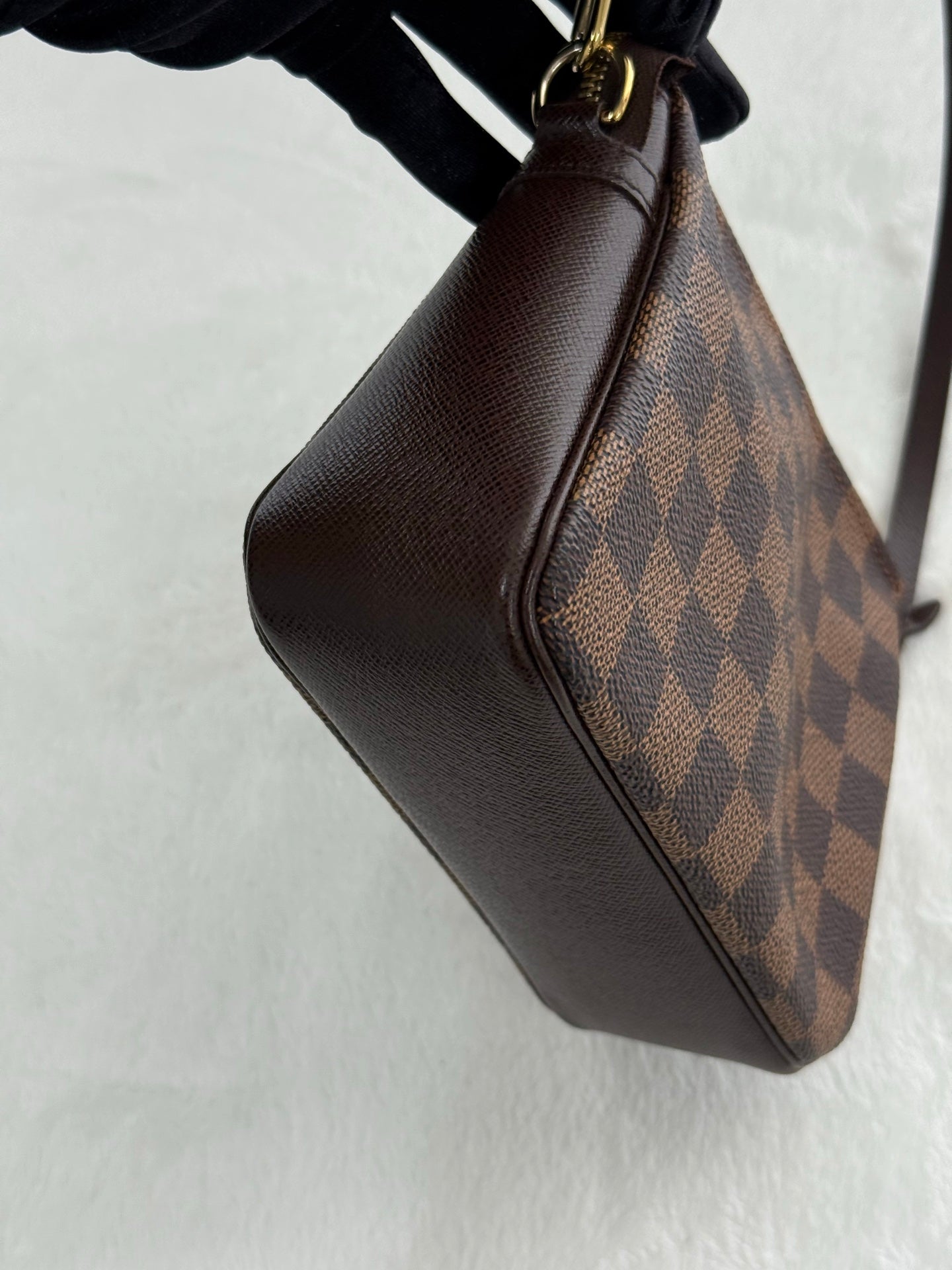 LOUIS VUITTON  Damier Shoulder bag