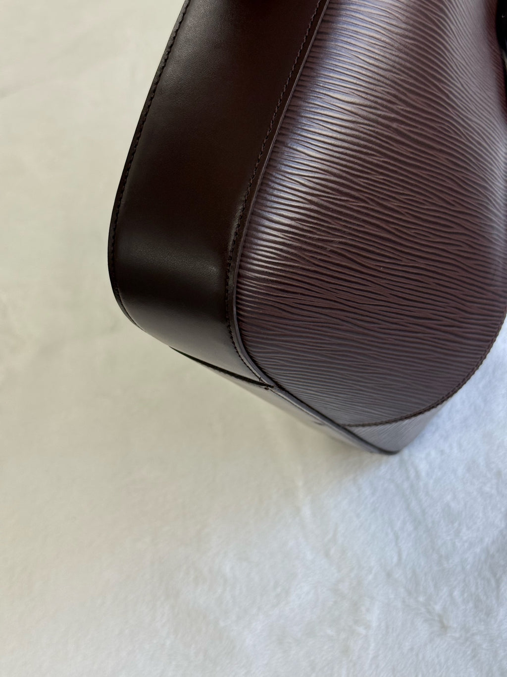 LOUIS VUITTON Epi Leather Bag 