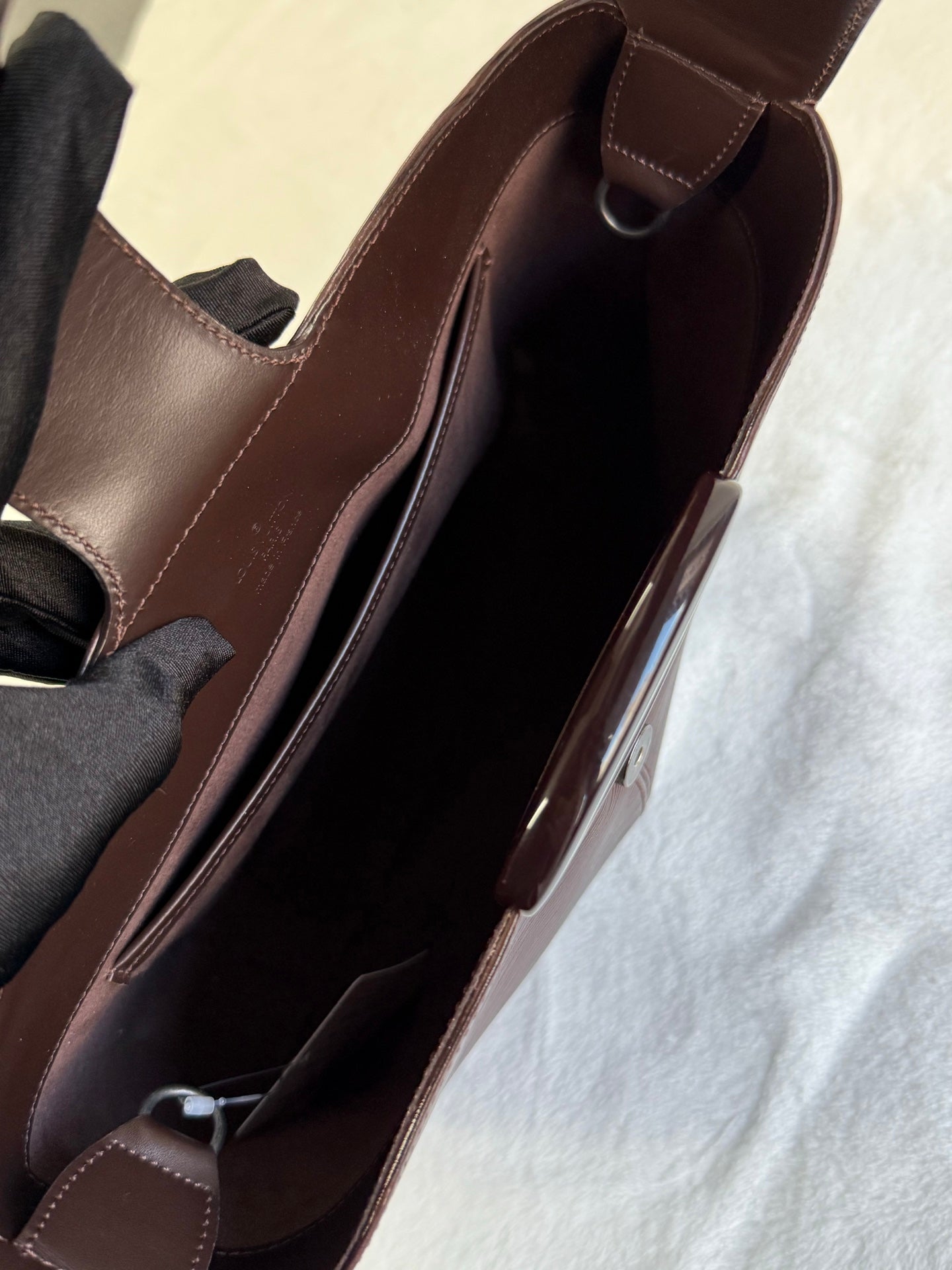 LOUIS VUITTON Epi Leather Bag 
