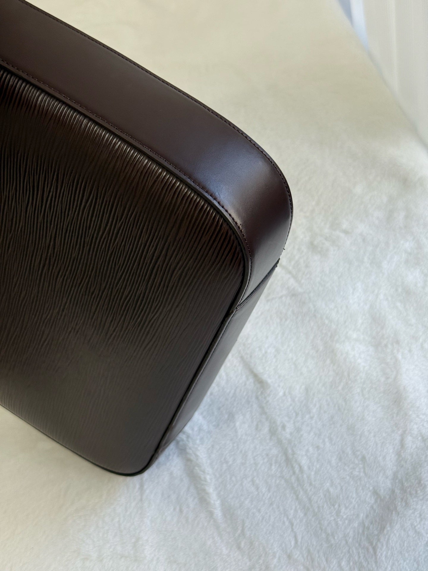 LOUIS VUITTON Epi Leather Bag 