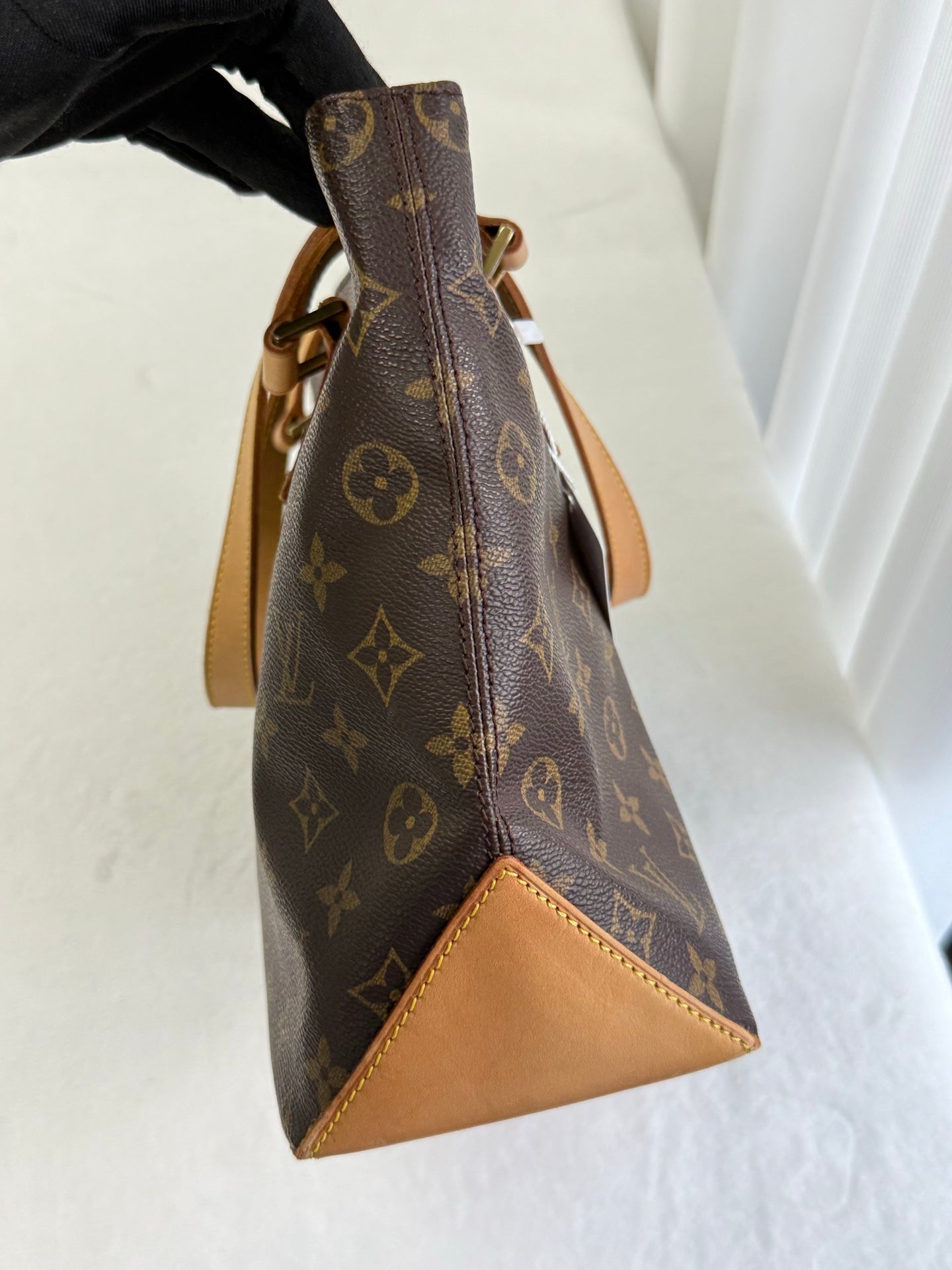 LOUIS VUITTON Monogram Piano 
