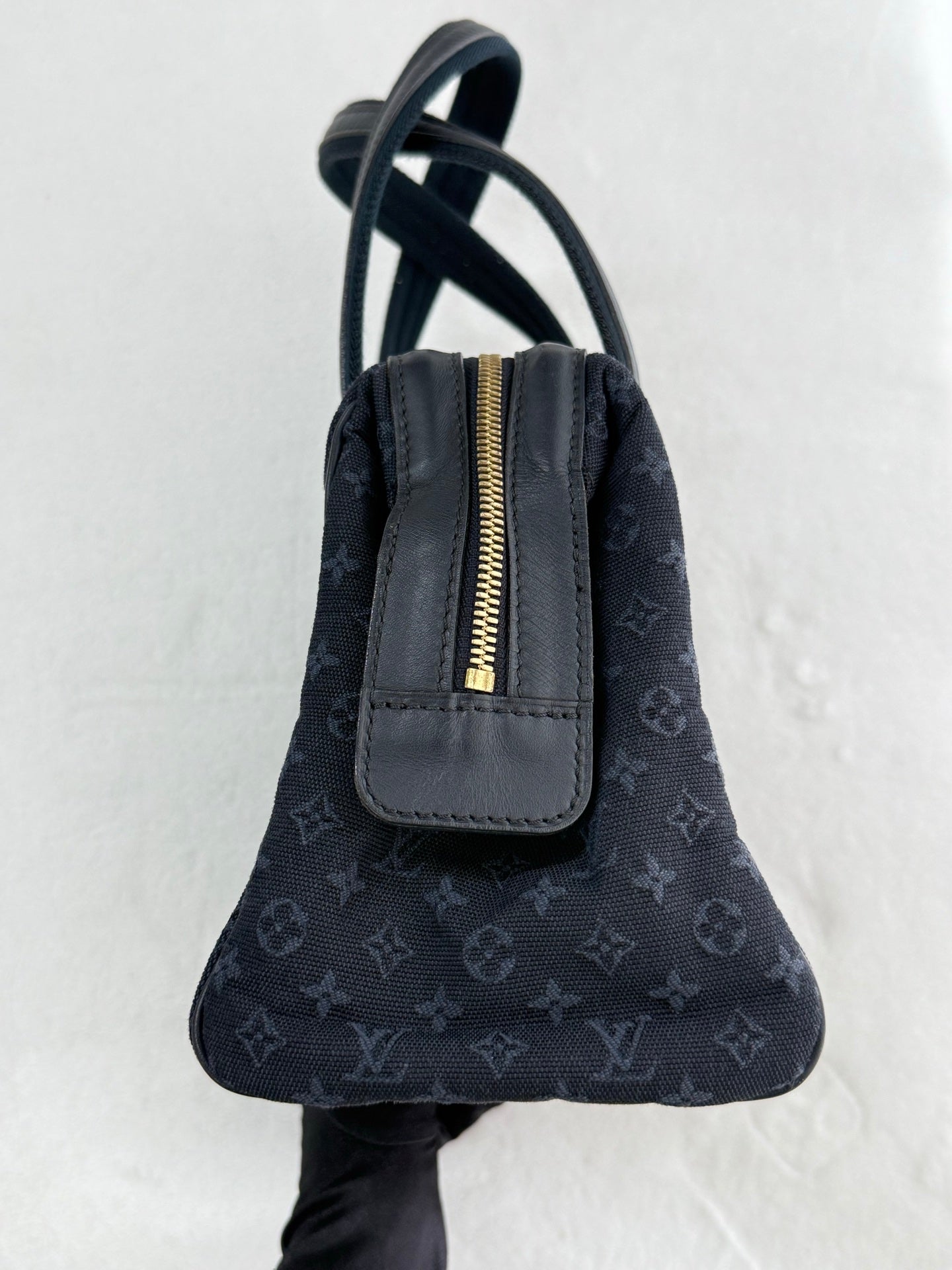 LOUIS VUITTON Minimonogram totebag Navy color 