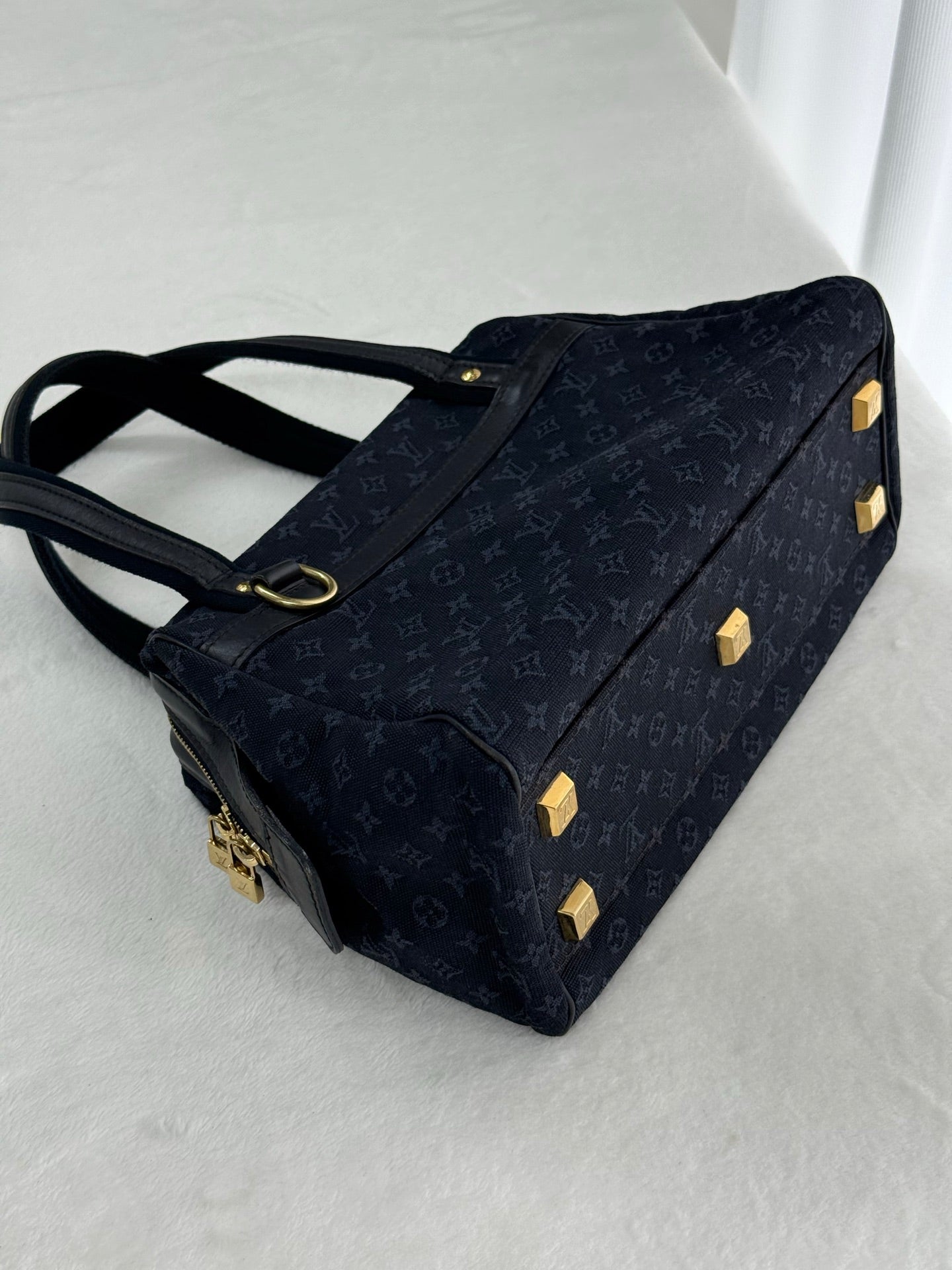 LOUIS VUITTON Minimonogram totebag Navy color 