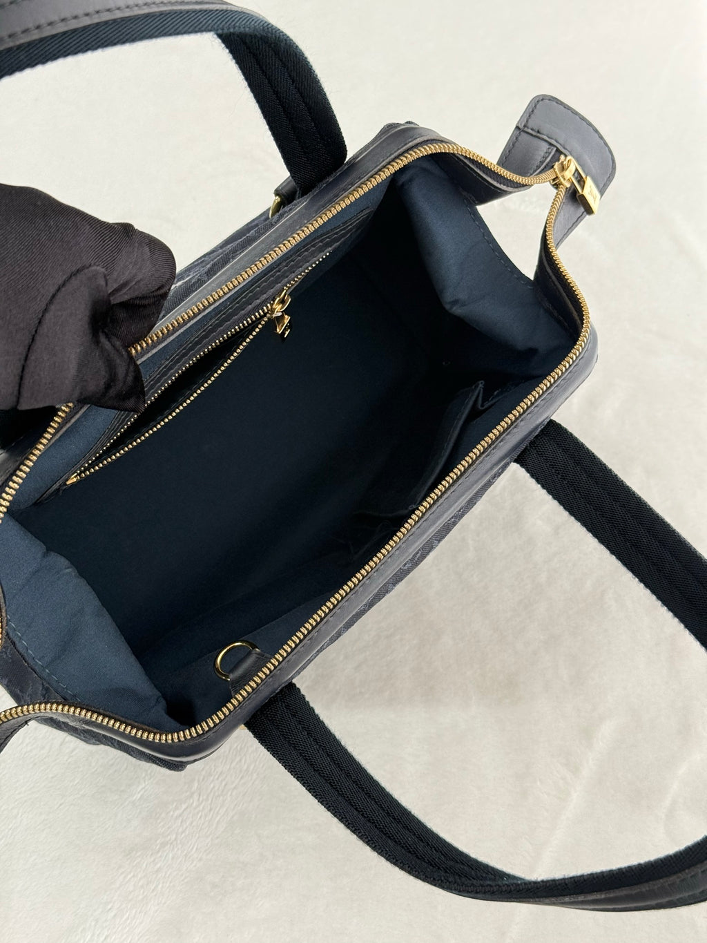 LOUIS VUITTON Minimonogram totebag Navy color