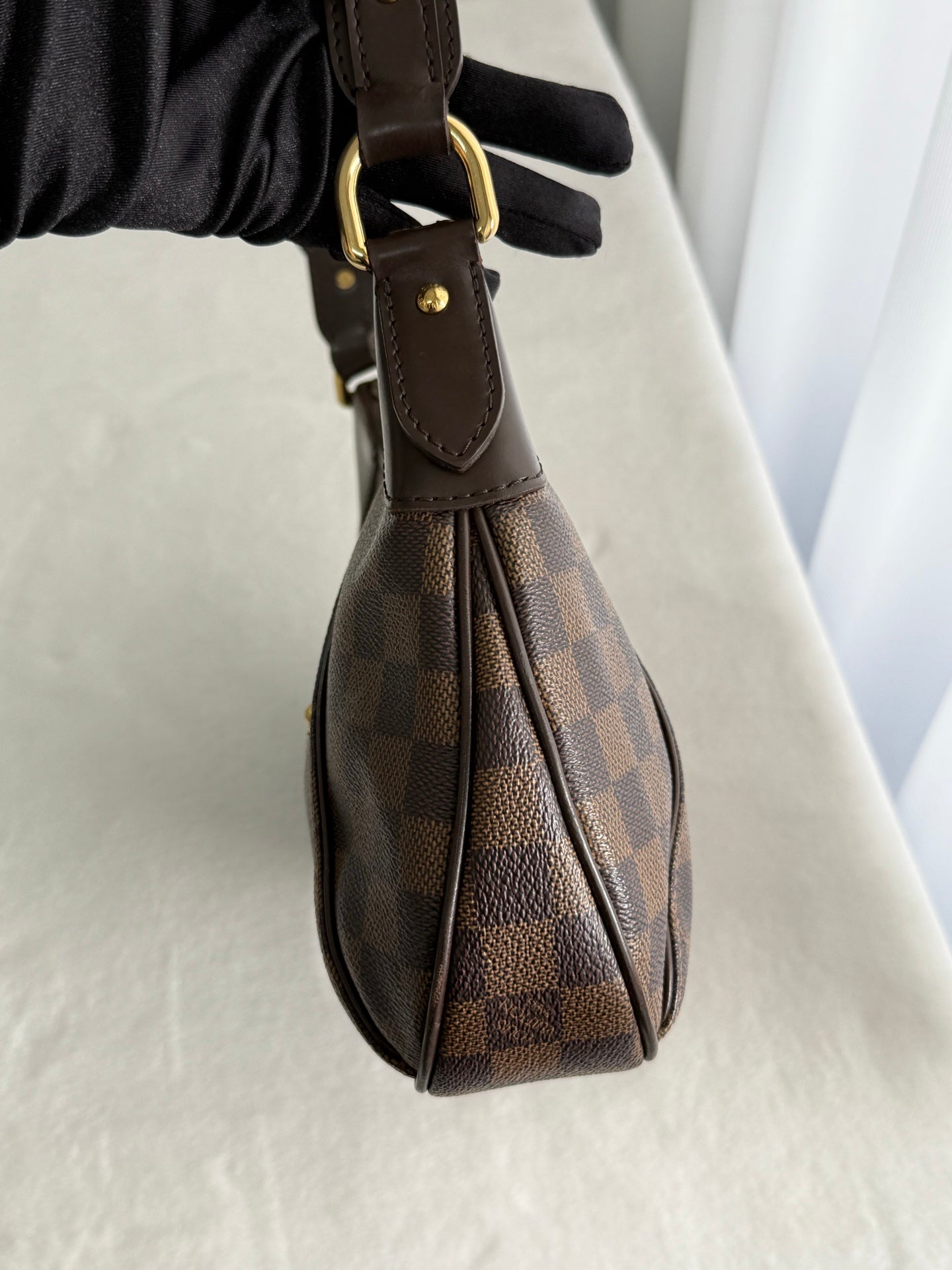 LOUIS VUITTON Damier Handbag