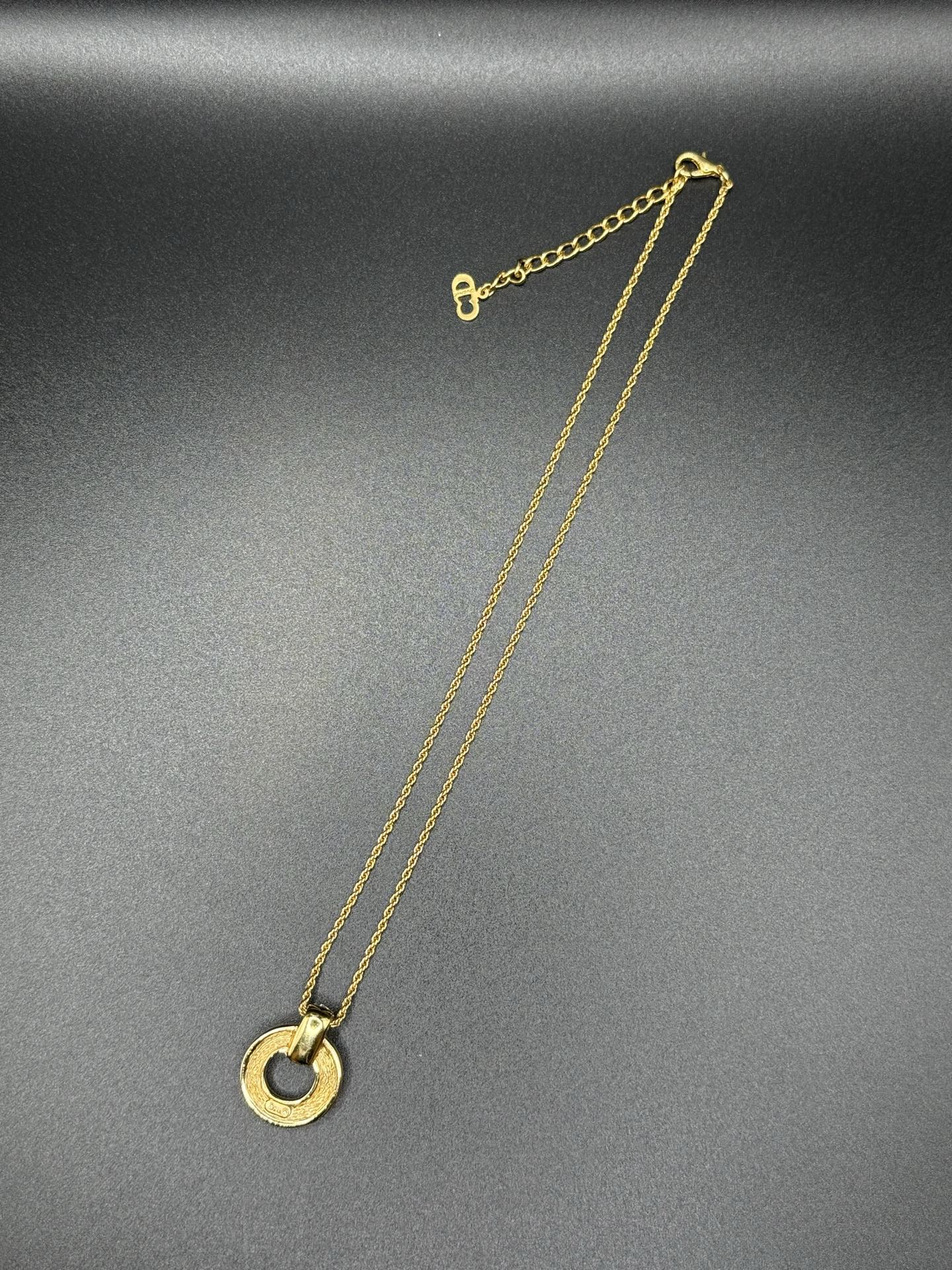 Dior Necklace Circle Shape