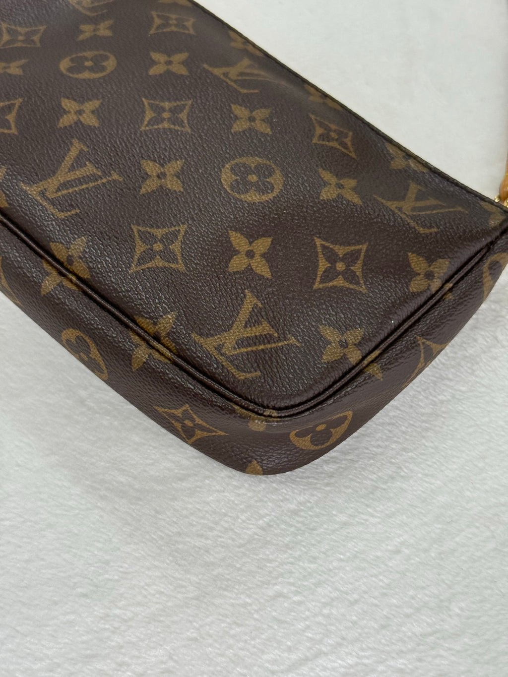 LOUIS VUITTON Mahjong Bag