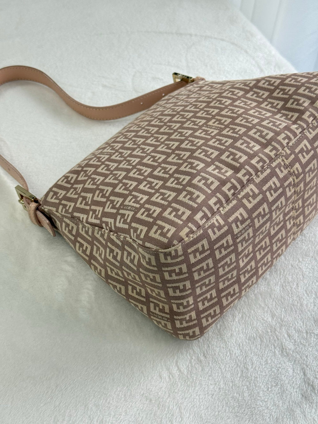 FENDI Baguette Bag