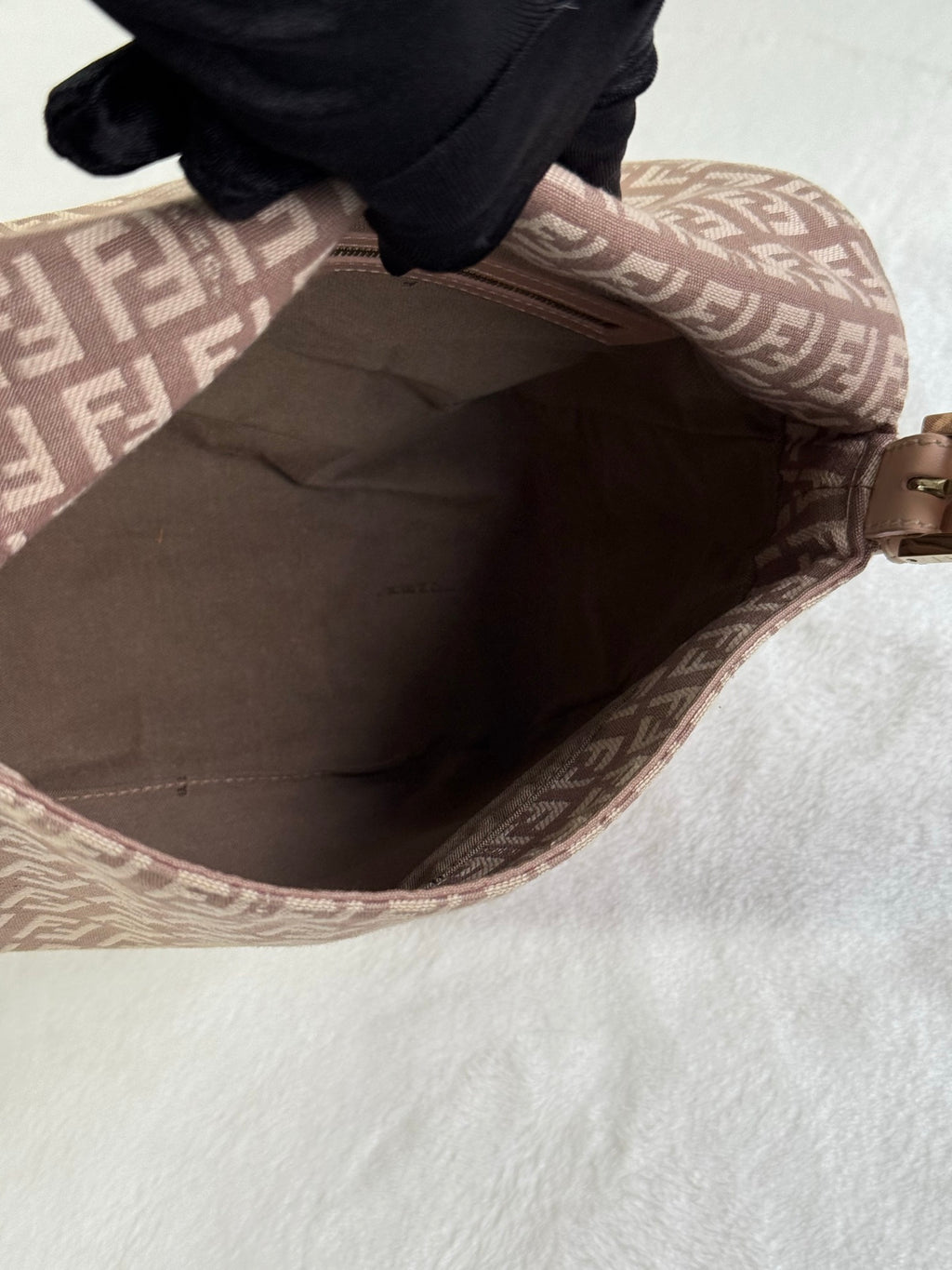 FENDI Baguette Bag