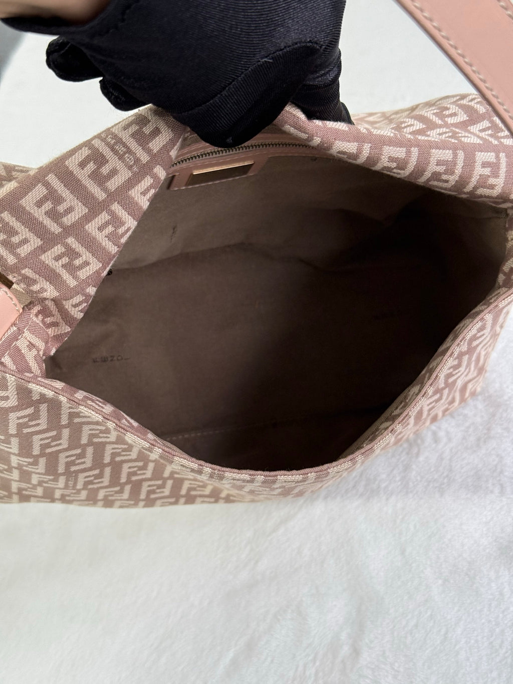 FENDI Baguette Bag