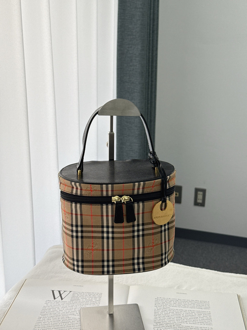 BURBERRY Vanity Case Bag