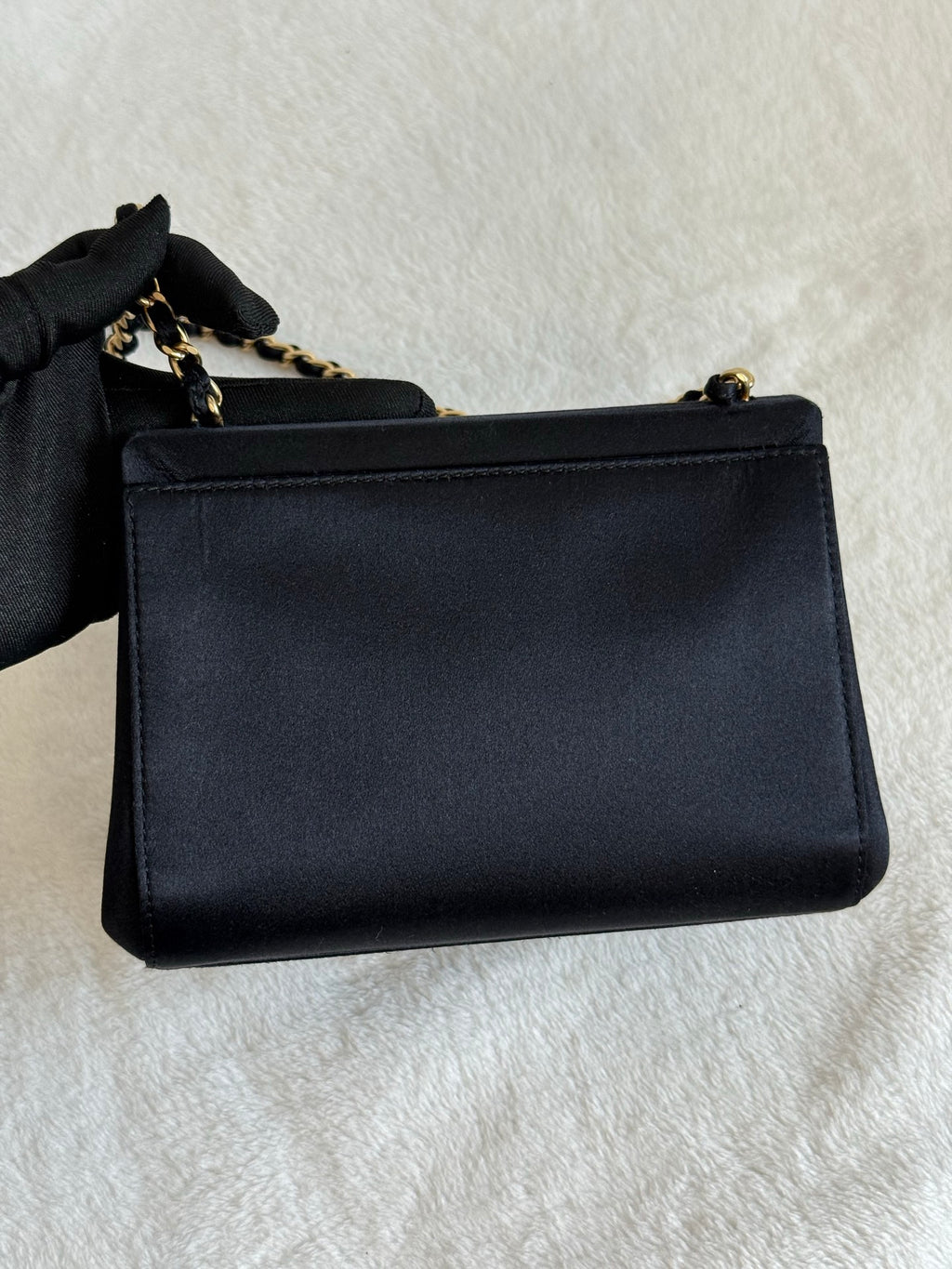 CHANEL Satin Camellia Chainbag