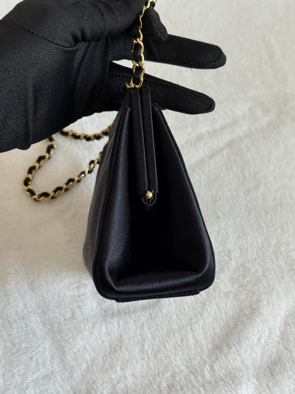 CHANEL Satin Camellia Chainbag