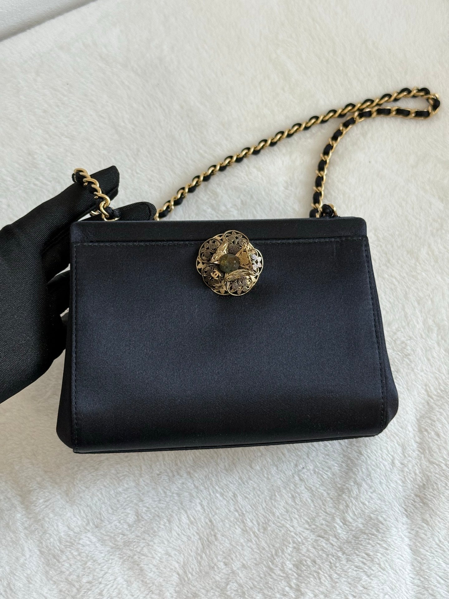 CHANEL Satin Camellia Chainbag