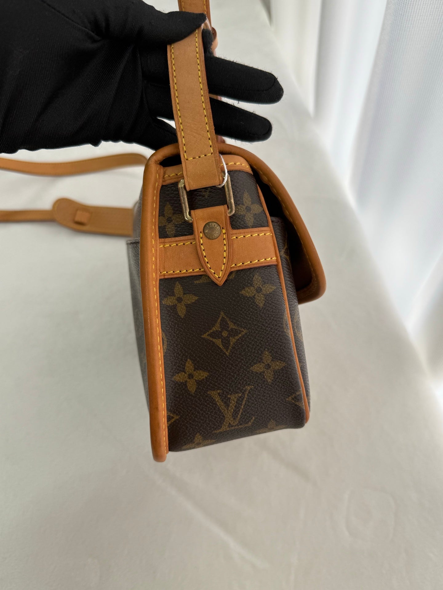 LOUIS VUITTON Monogram Baguette Bag
