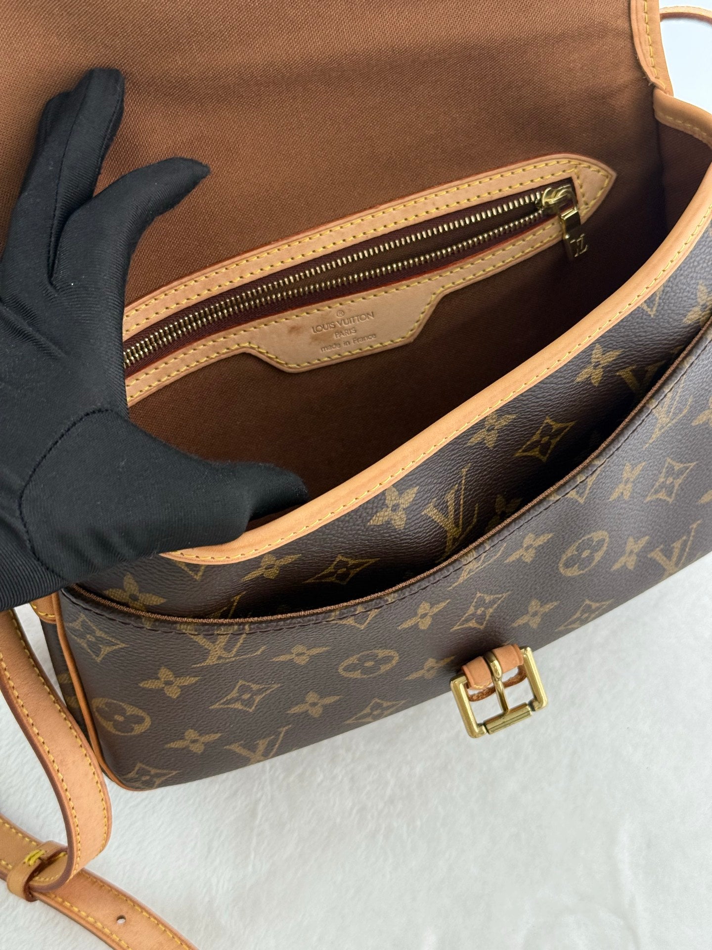 LOUIS VUITTON Monogram Baguette Bag