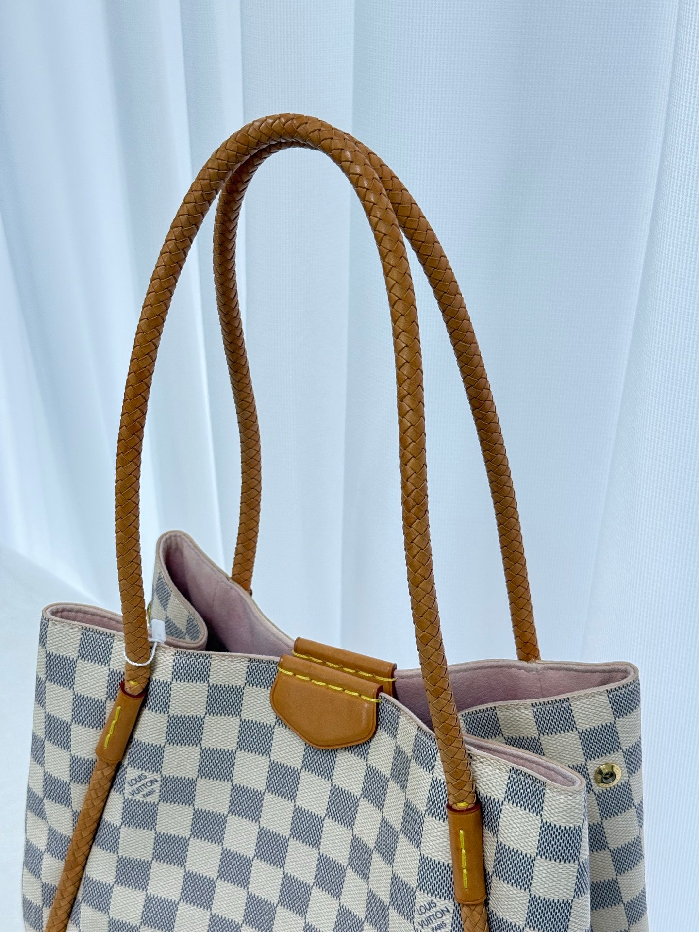 LOUIS VUITTON Damier Shoulder Bag
