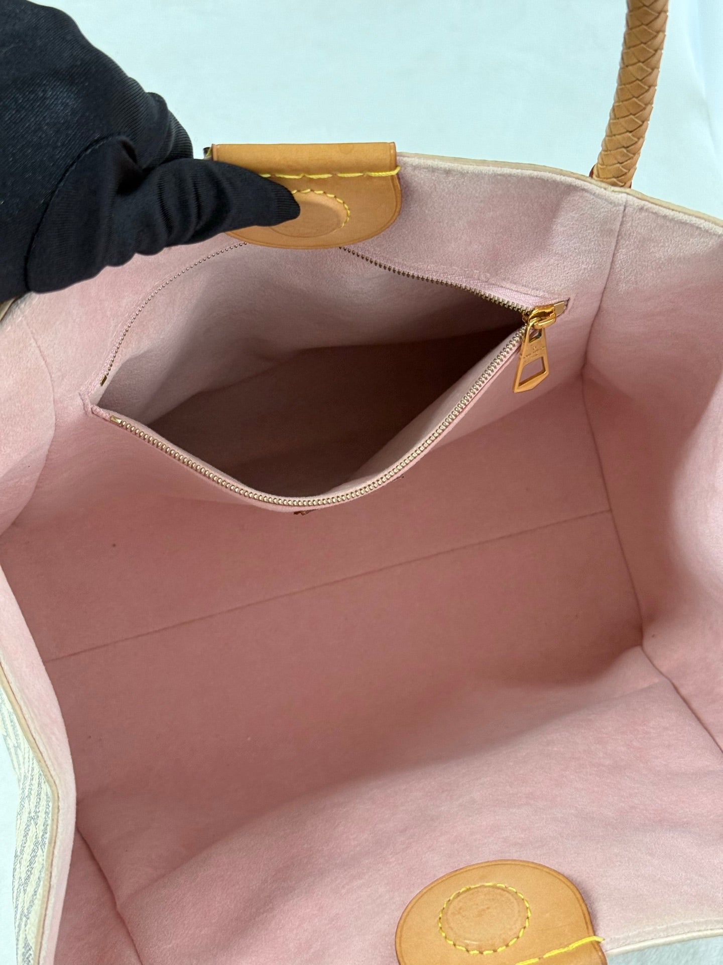 LOUIS VUITTON Damier Shoulder Bag