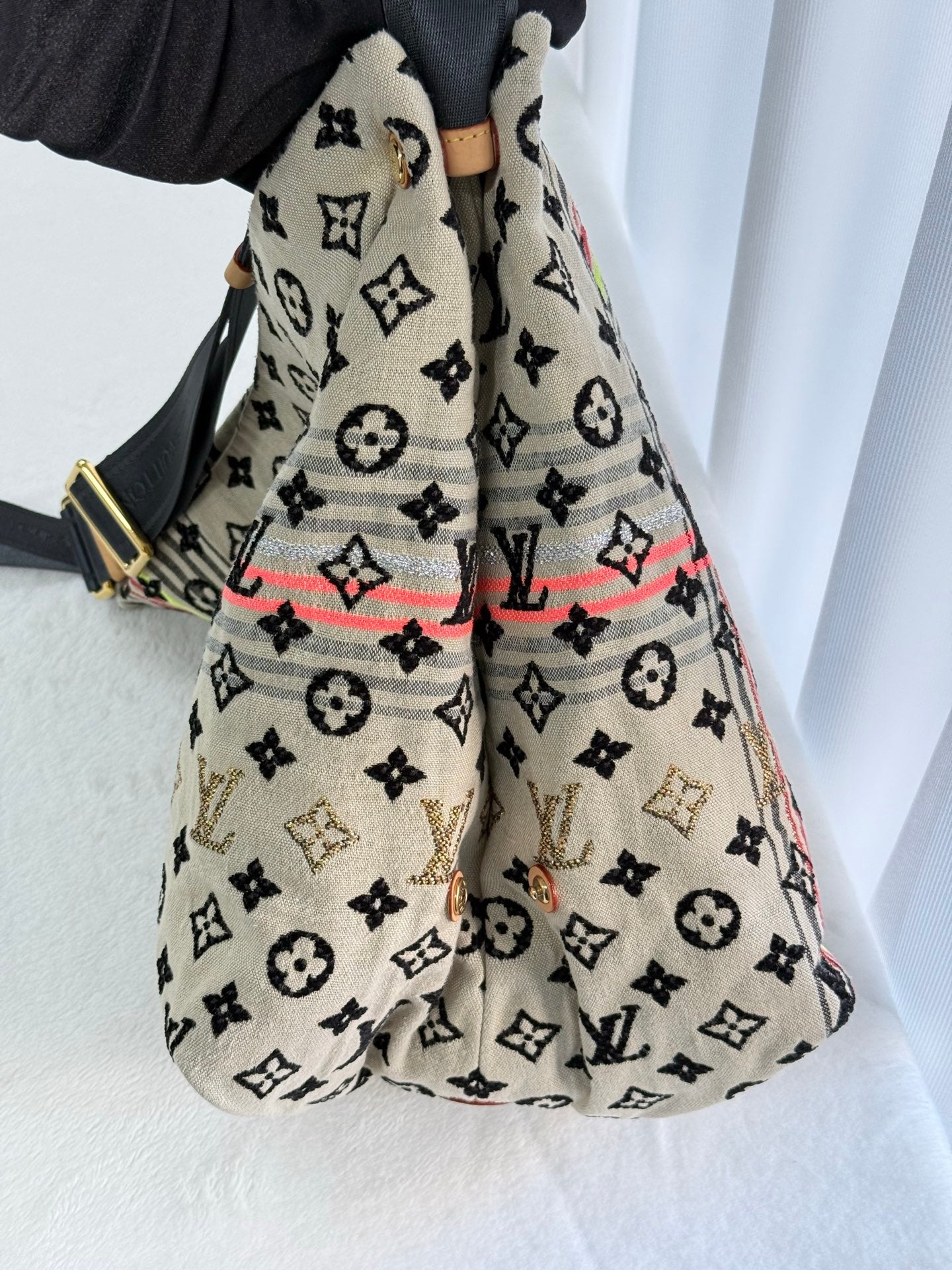 LOUIS VUITTON Monogram Bohemian M40359