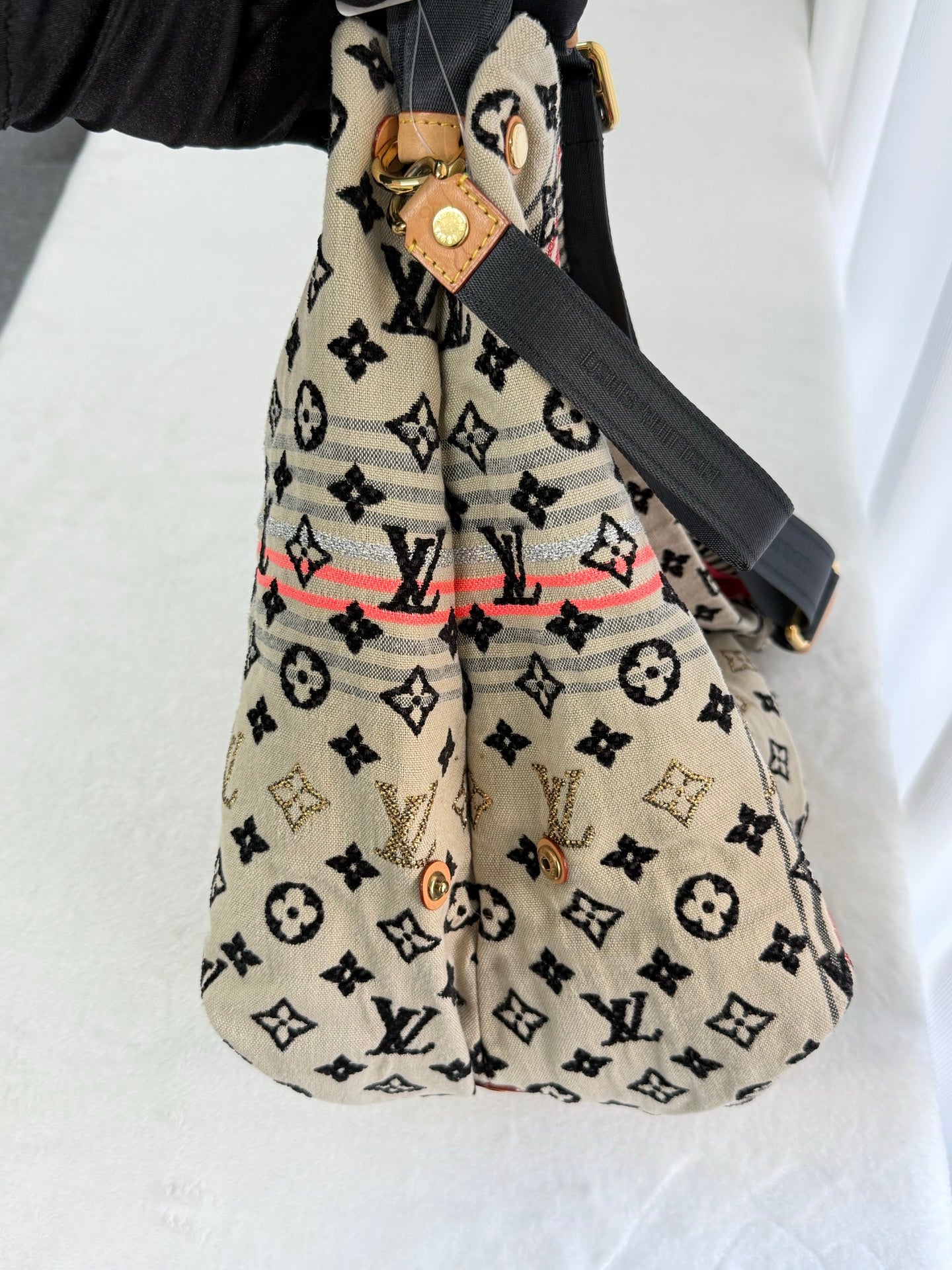 LOUIS VUITTON Monogram Bohemian M40359