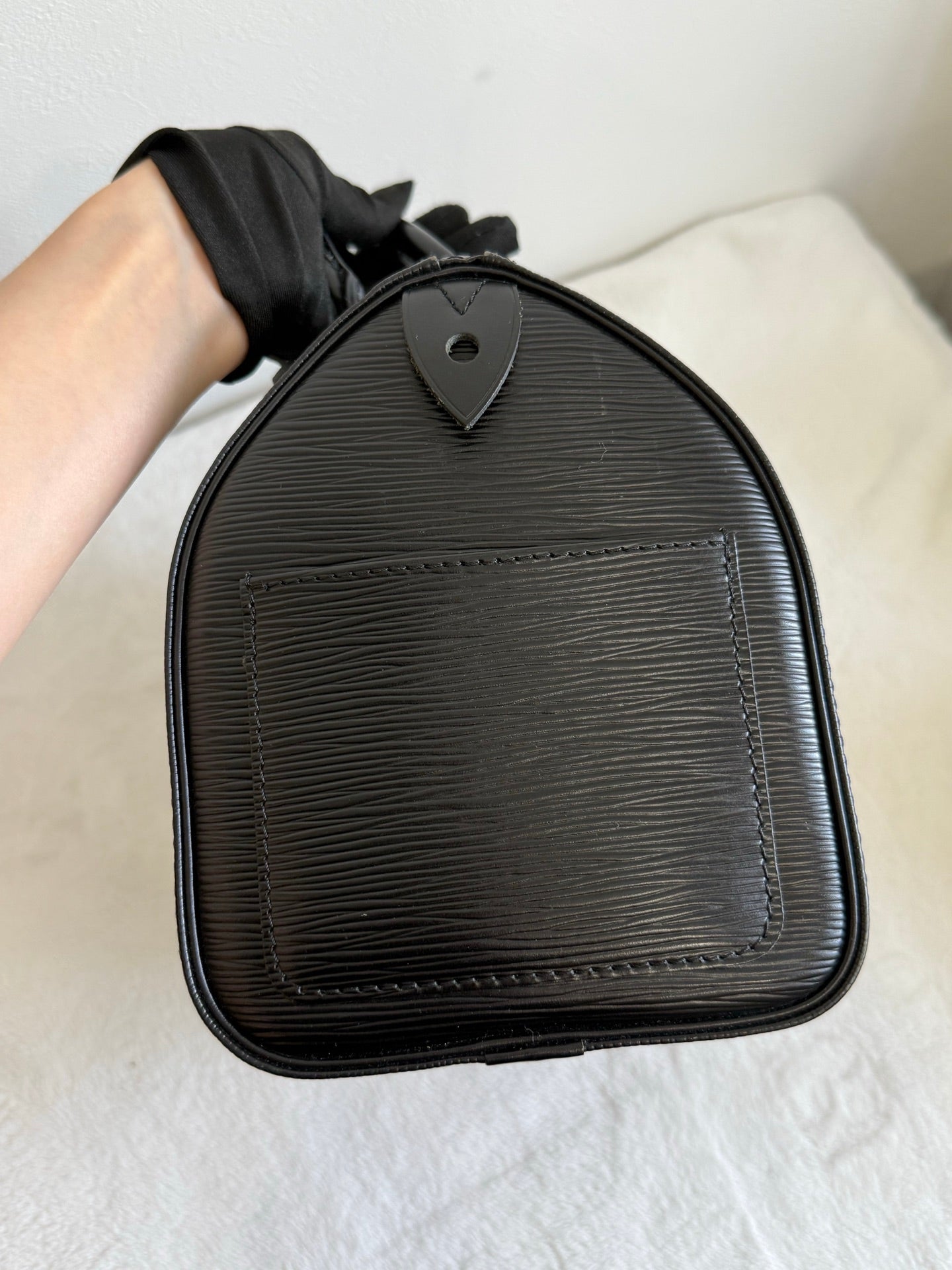LOUIS VUITTON Epi Speedy 25