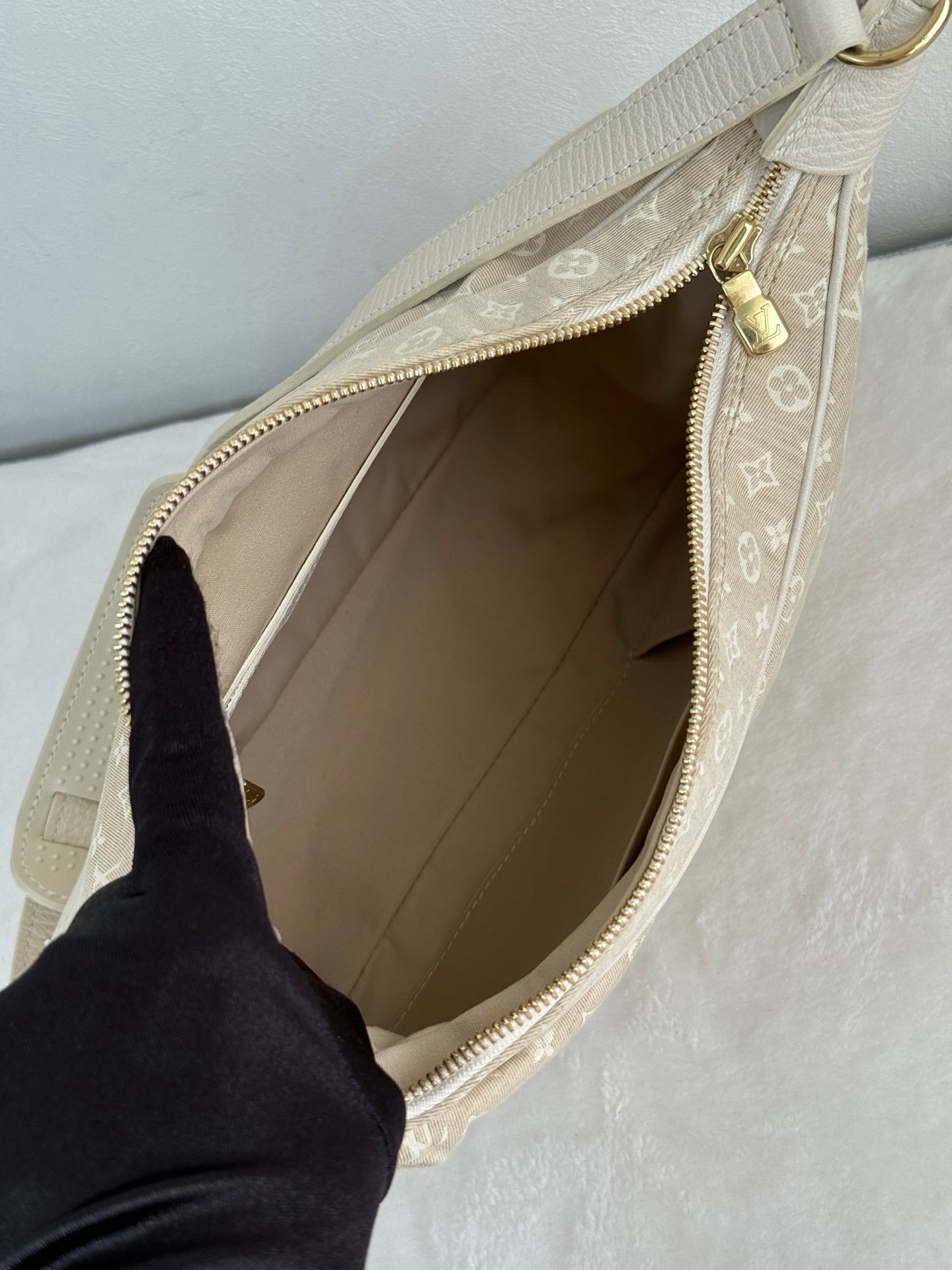 LOUIS VUITTON Minimonogram Boulogne Shoulder bag 