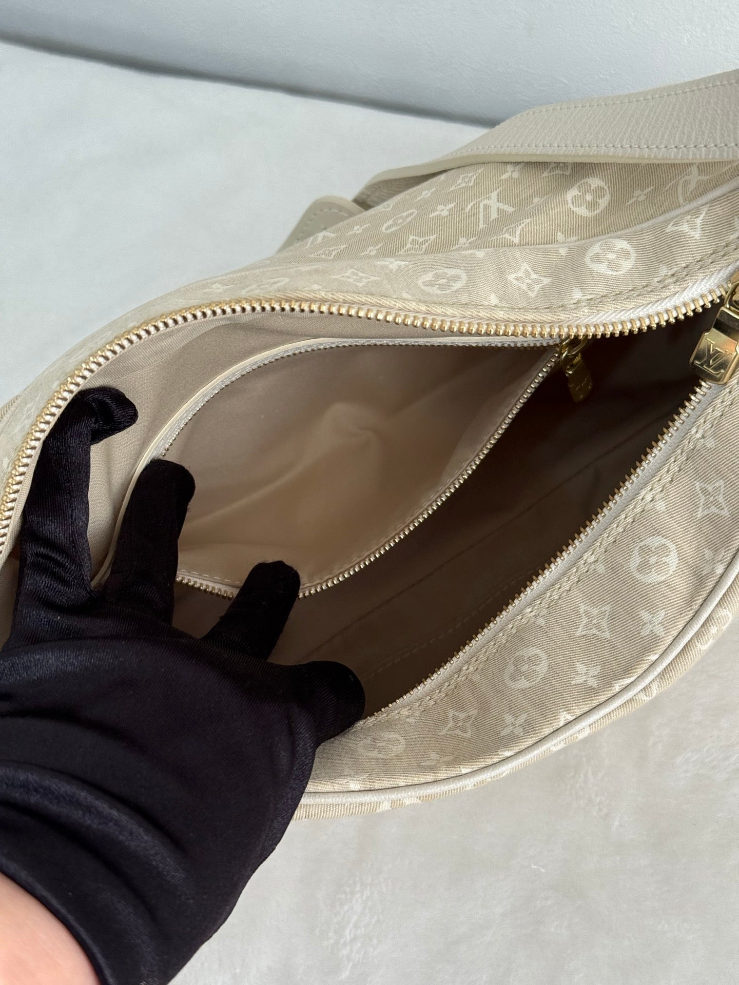 LOUIS VUITTON Minimonogram Boulogne Shoulder bag 