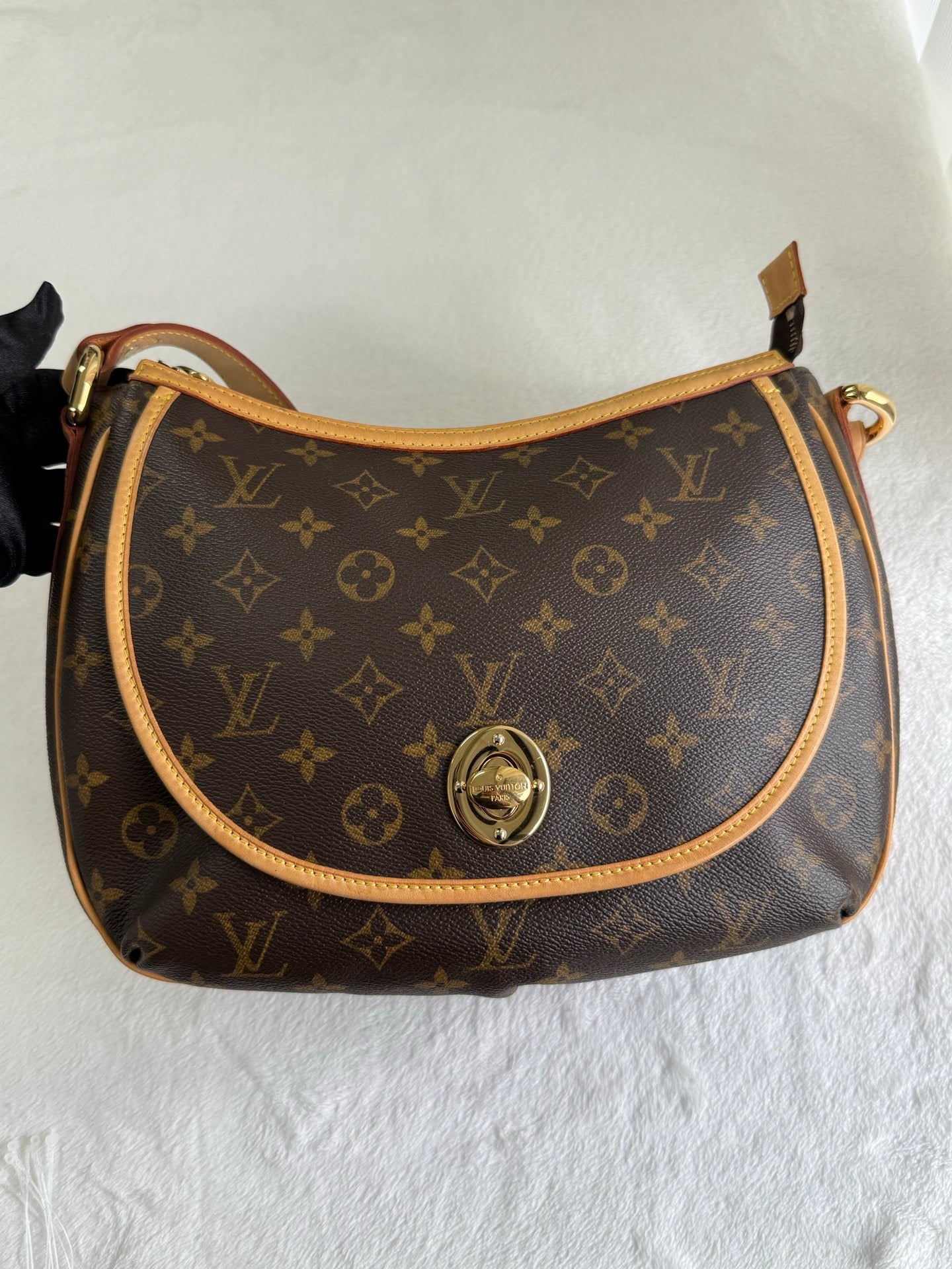 LOUIS VUITTON MONOGRAM Tulum Shoulder Bag Pre-Owned