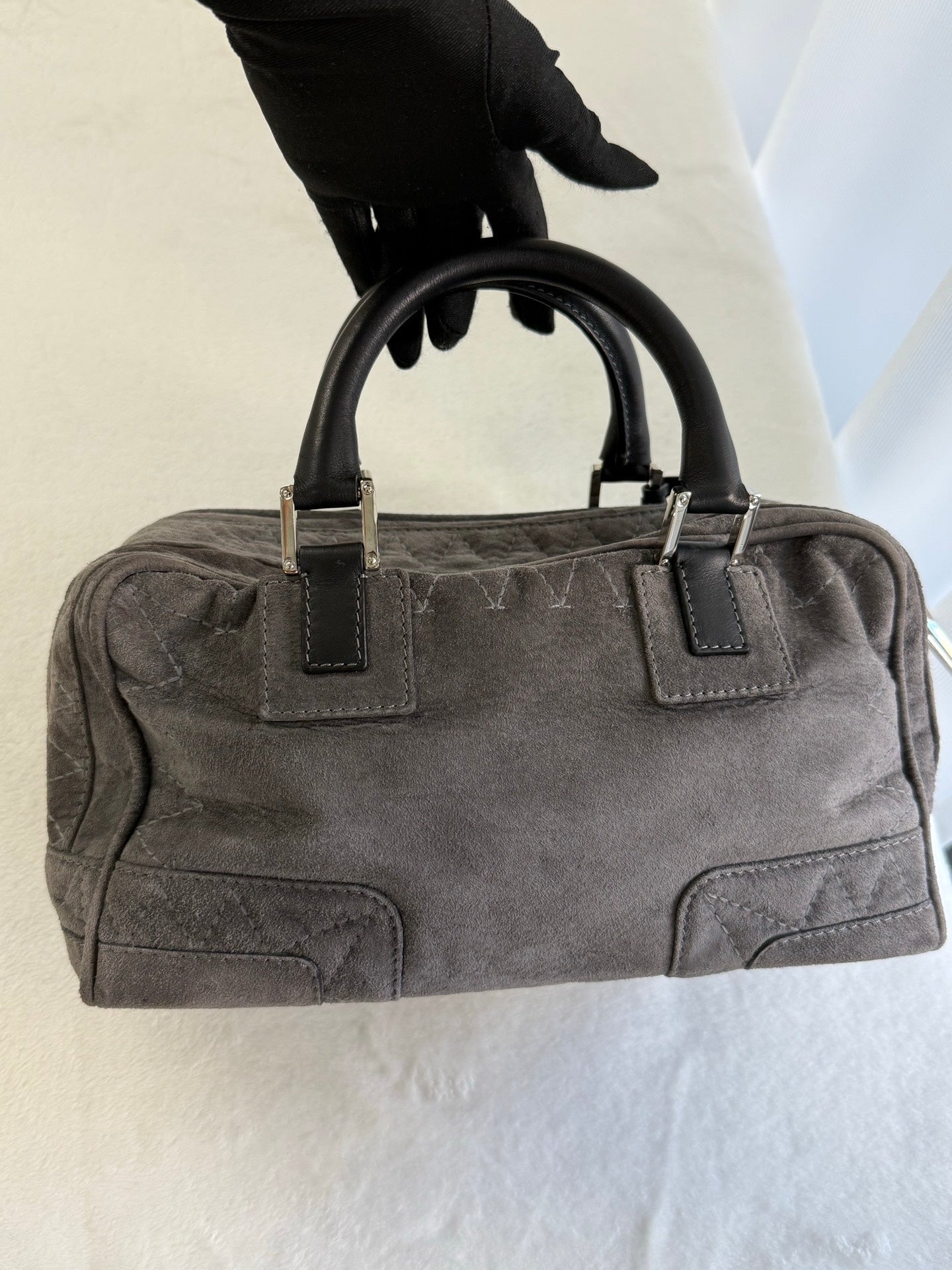 LOEWE Amazona handbag 28 Pre-loved