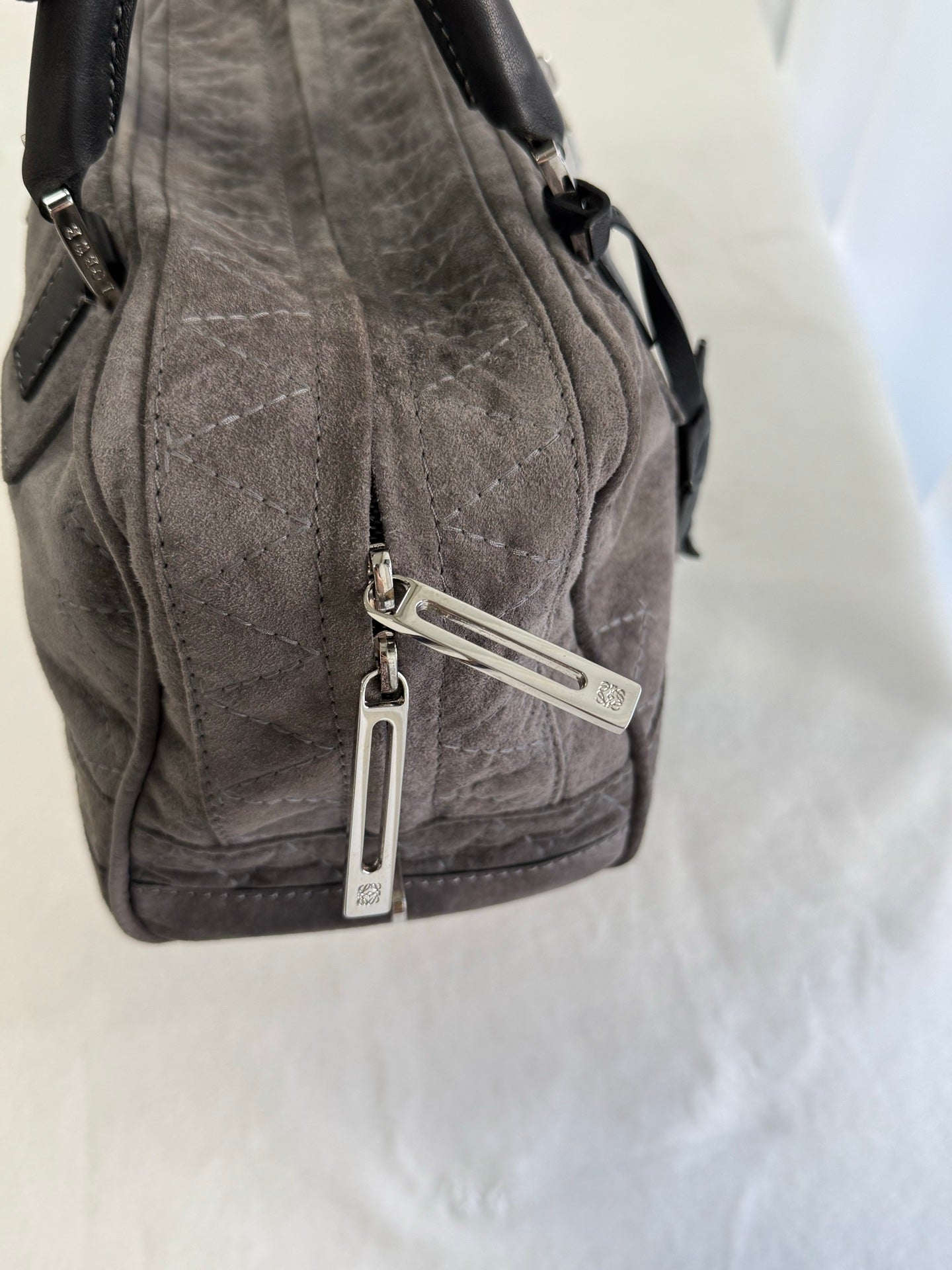 LOEWE Amazona handbag 28 Pre-loved